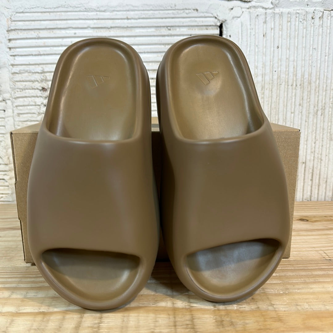 Yeezy Slide Core Sz 4 DS