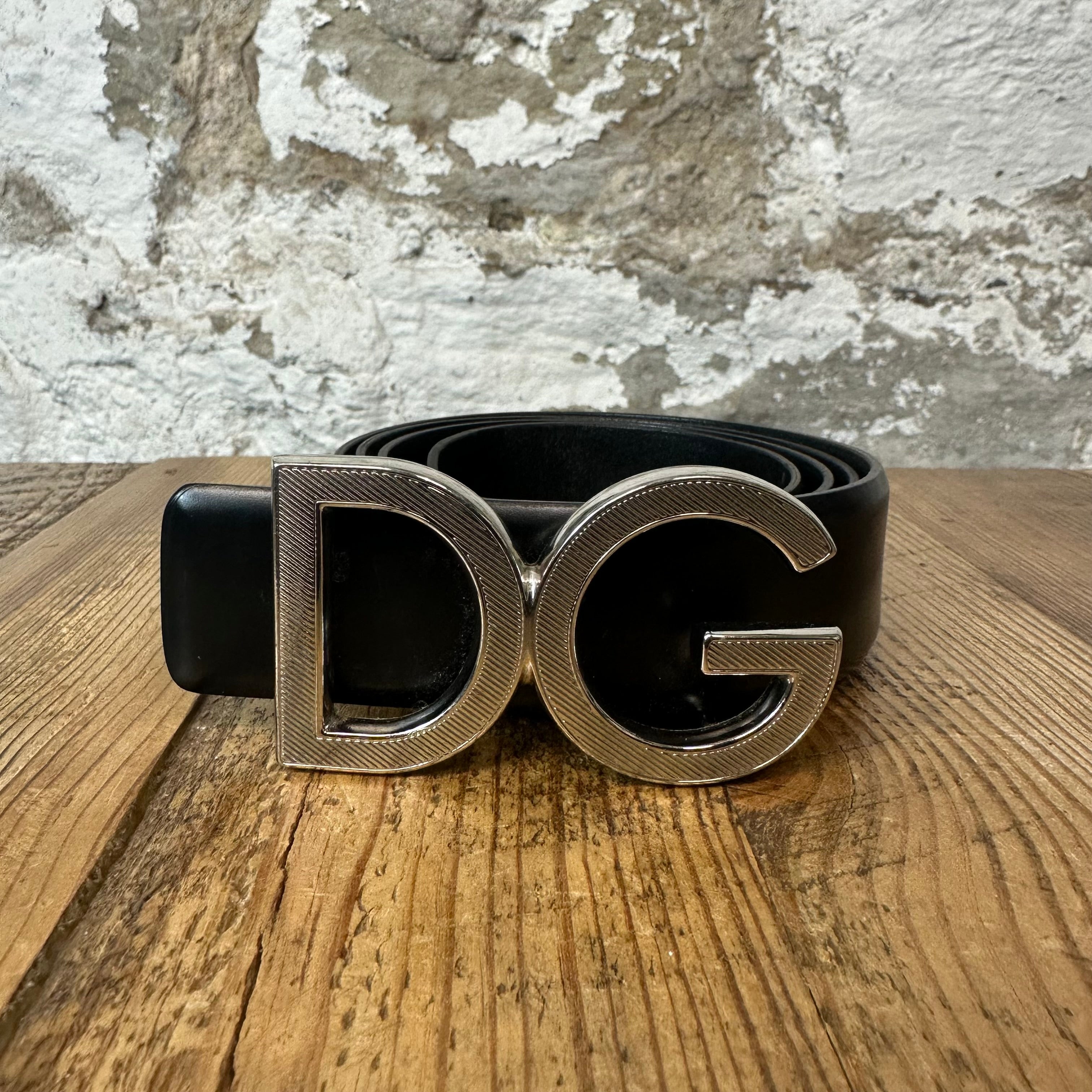 Dolce Gabanna Silver Buckle Black Belt Sz (110/44)