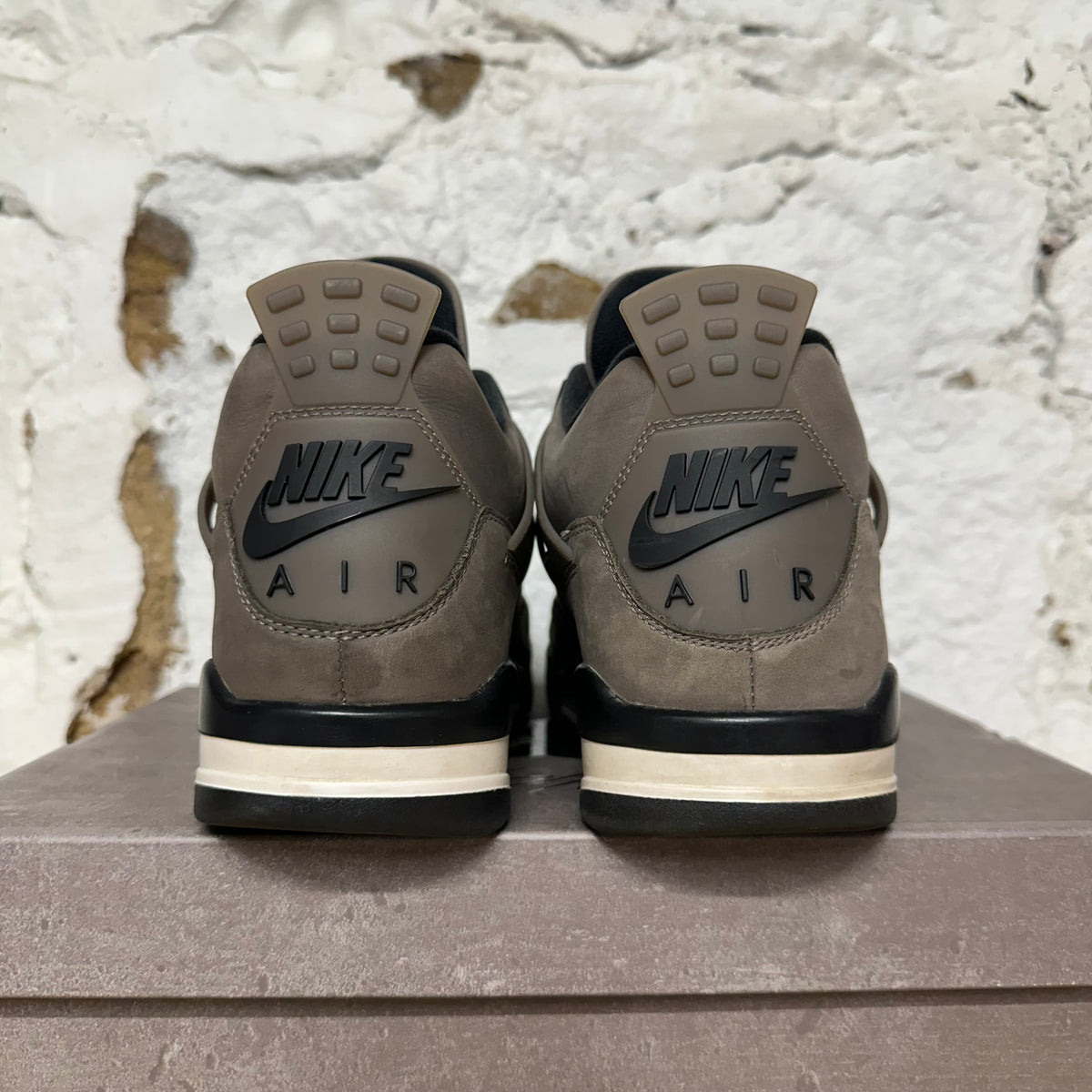 Air Jordan 4 Cave Stone Sz 10.5