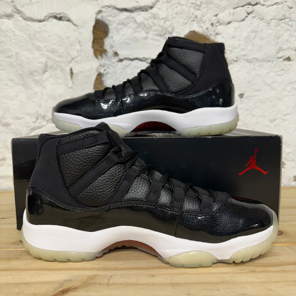 Air Jordan 11 High 72-10 (2015) Sz 10 DS