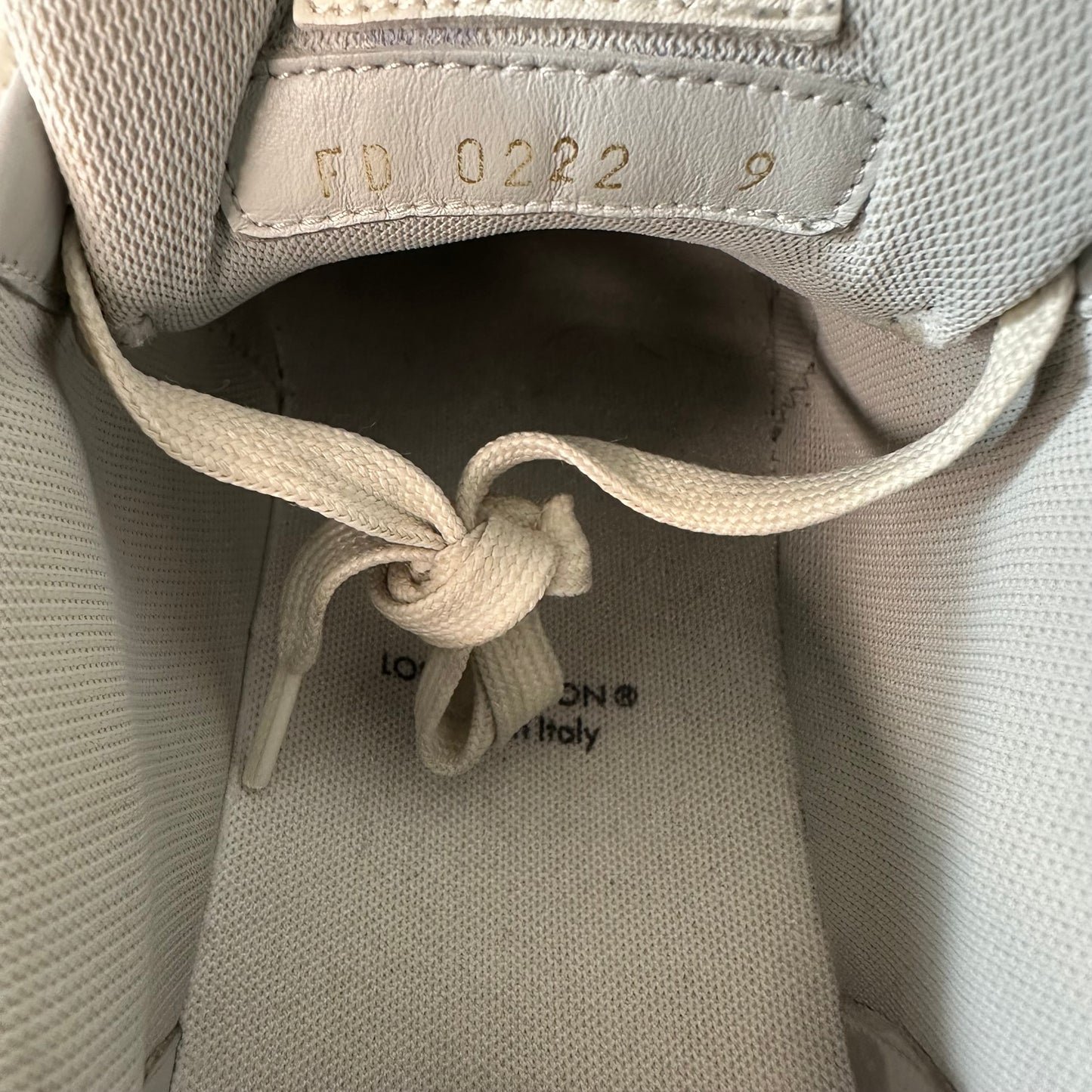 Louis Vuitton Triple White Leather Trainer Sneaker Sz 10.5 (9LV)