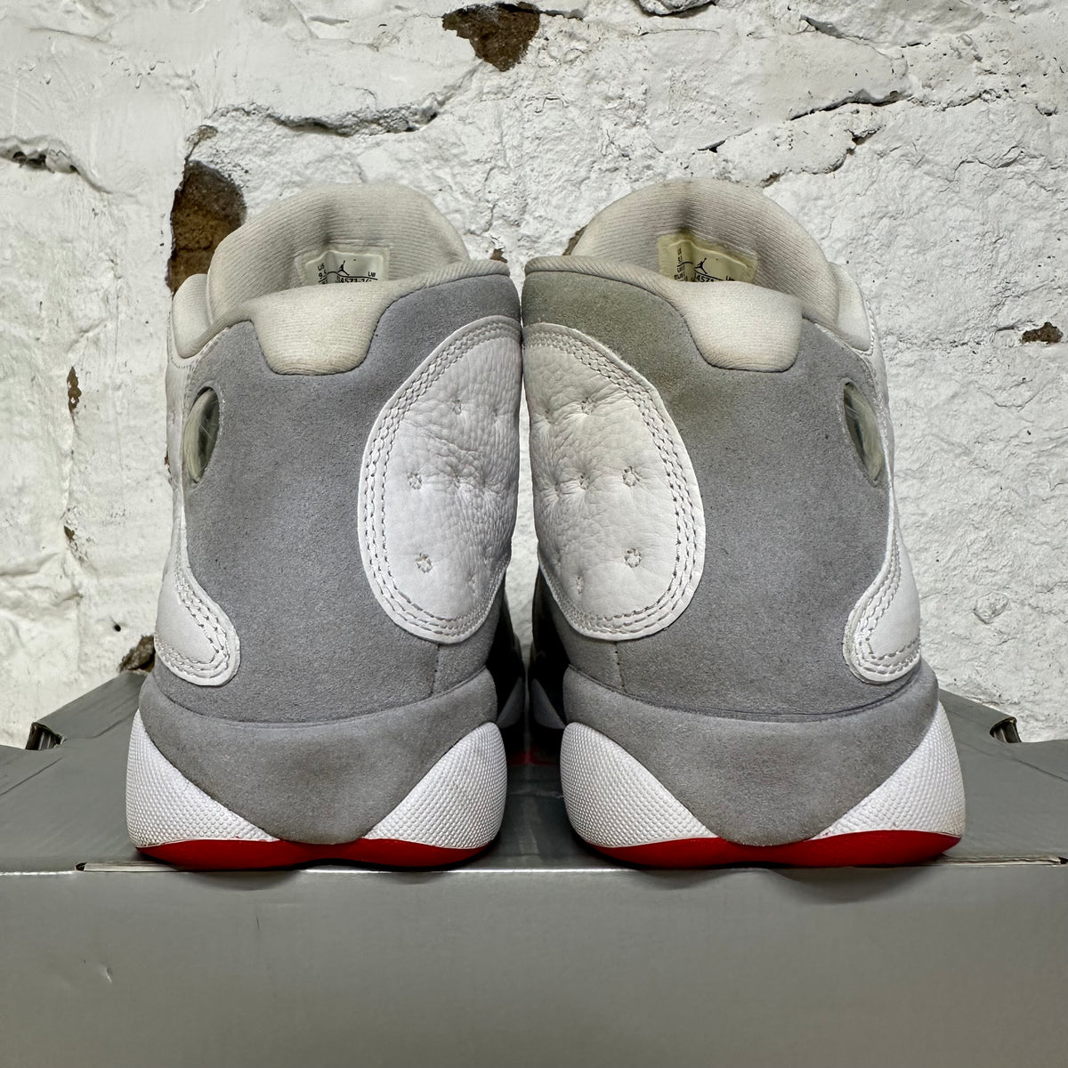 Air Jordan 13 Wolf Grey Sz 9.5