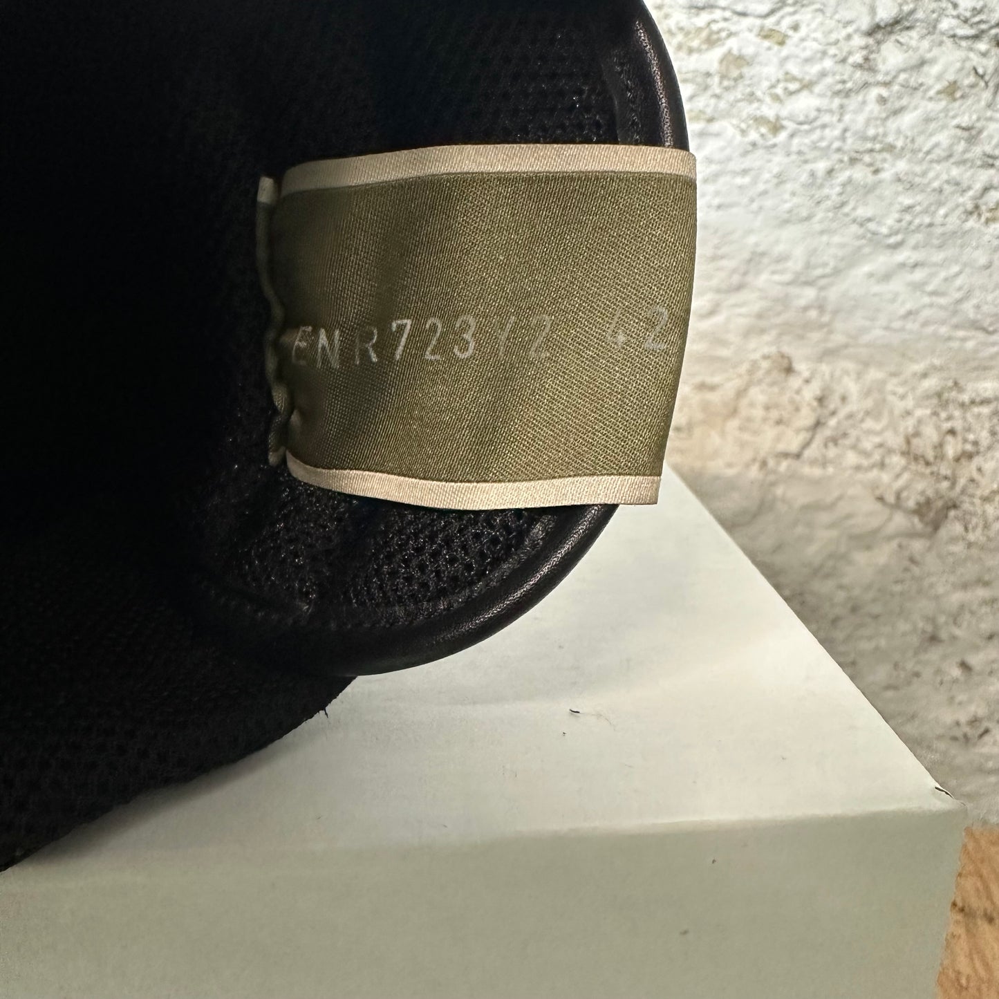 Valentino Black Gray Rock Runner Sneaker Sz 9 (42) No Box