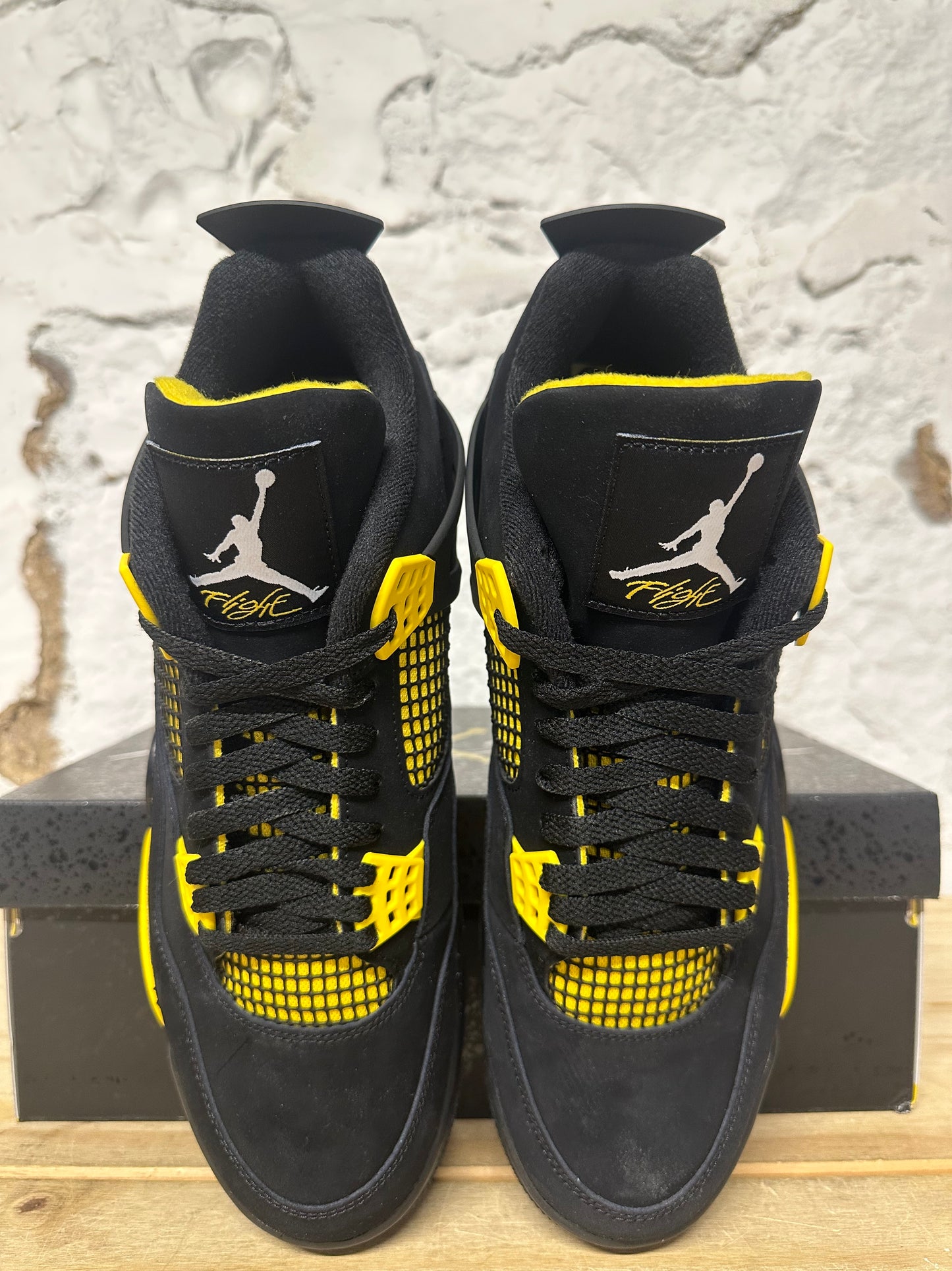 Air Jordan 4 Thunder Sz 12 DS