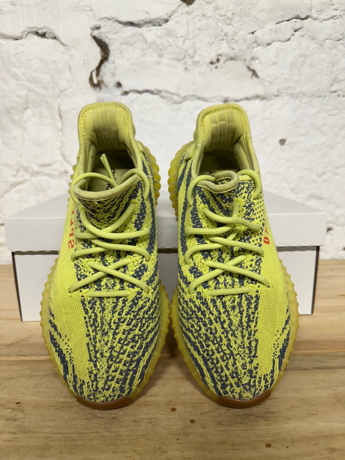 Yeezy 350 V2 Semi Frozen Yellow Sz 5.5