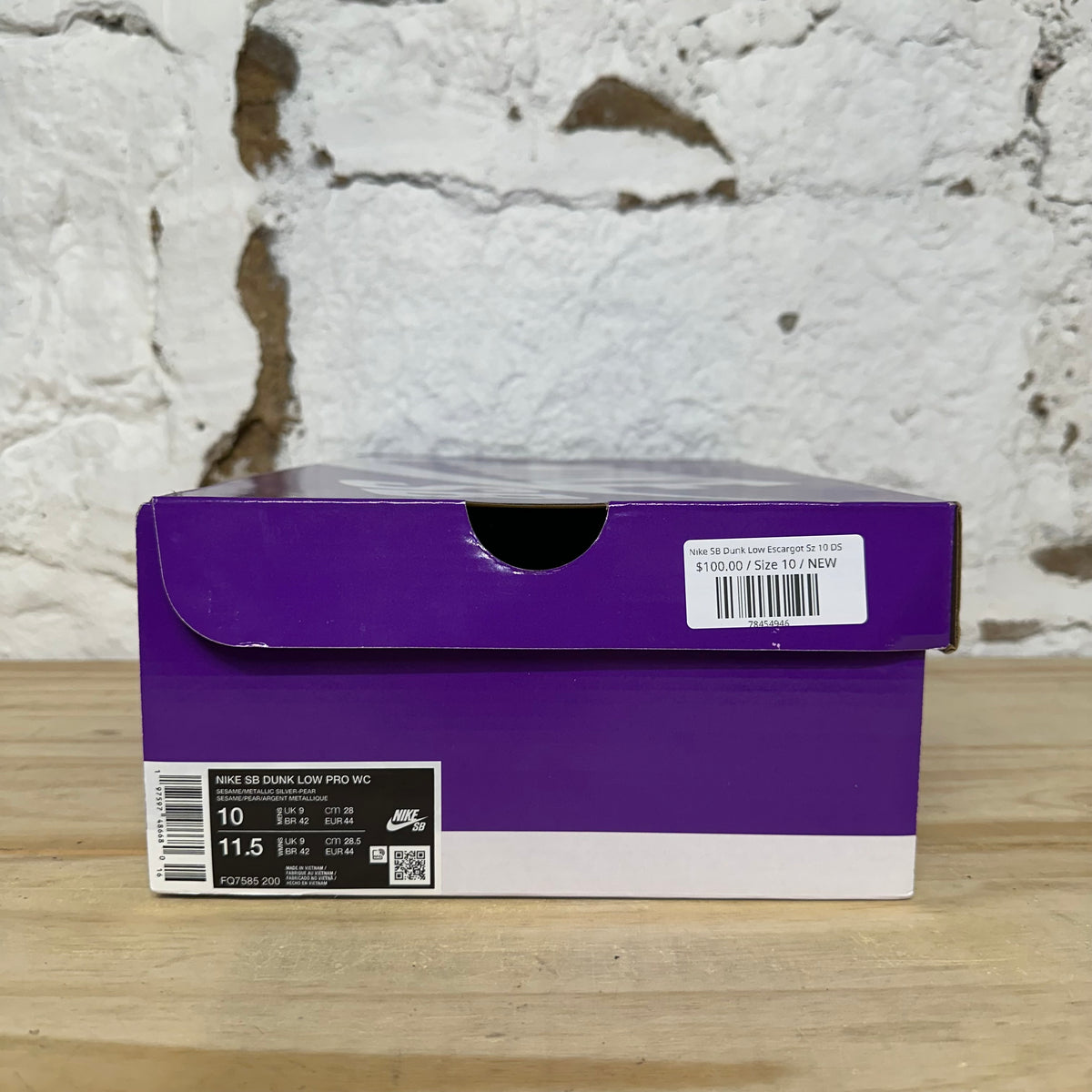 Nike SB Dunk Low Escargot Sz 10 DS