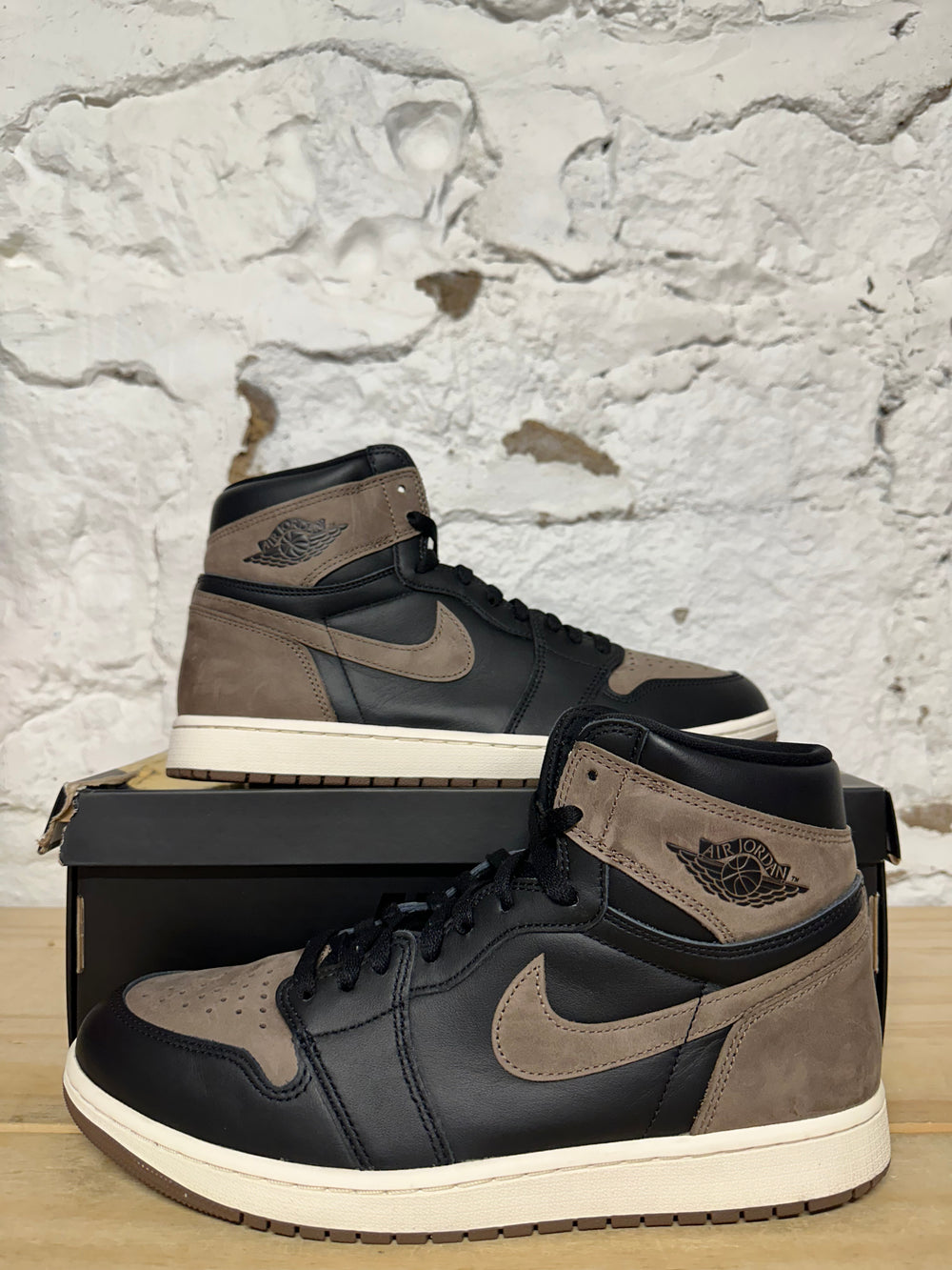 Air Jordan 1 High Palomino Sz 11.5