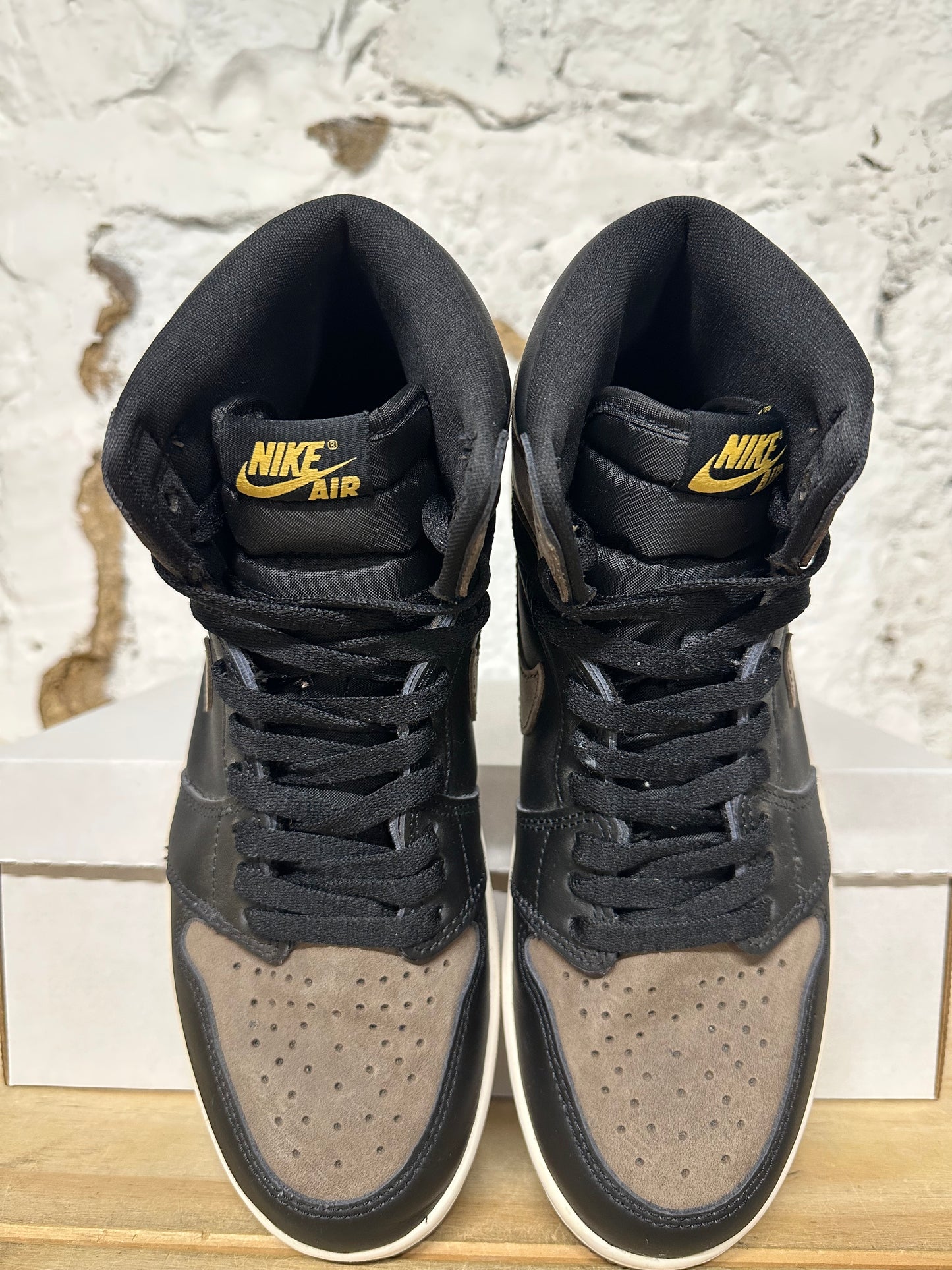 Air Jordan 1 High Palomino Sz 8.5