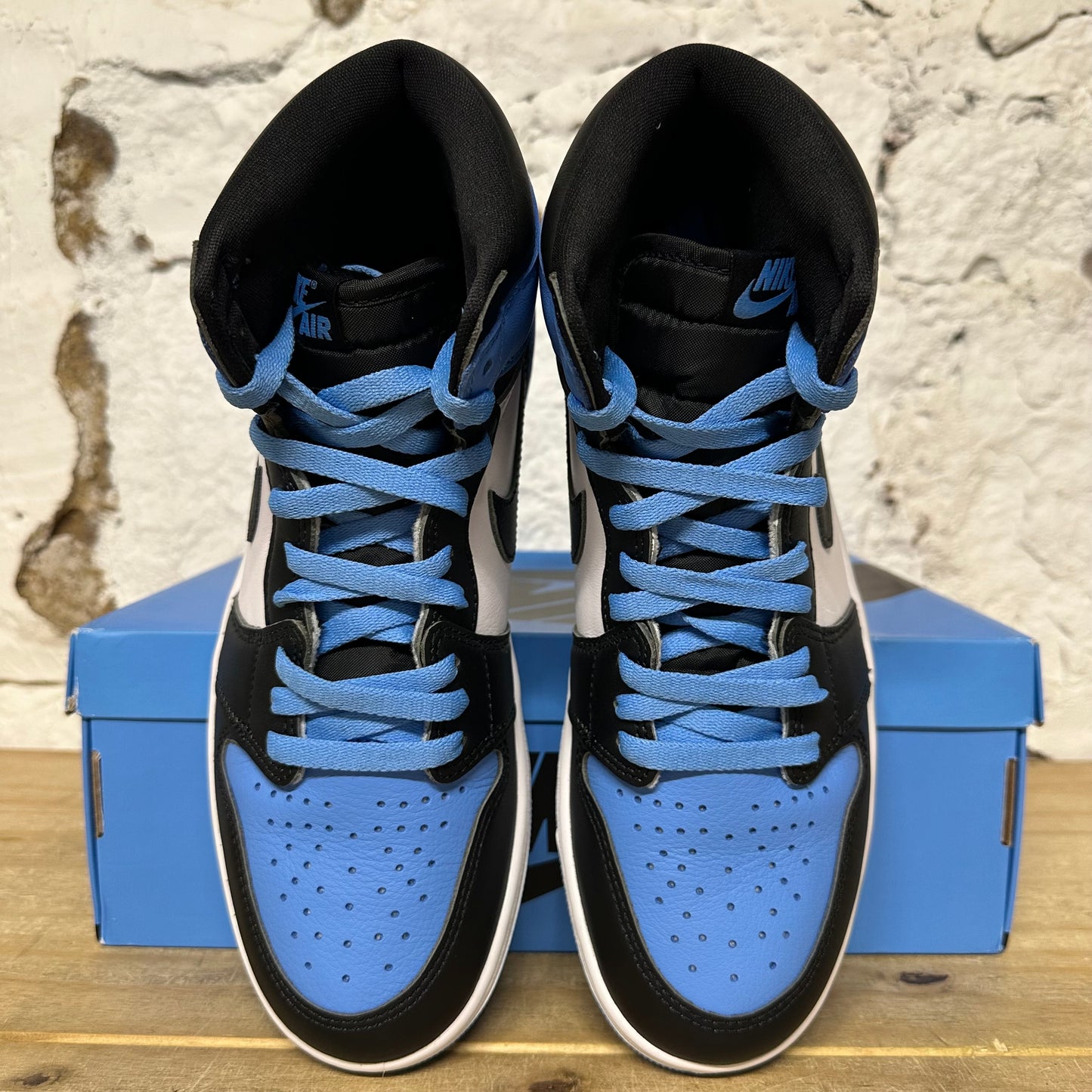 Air Jordan 1 High UNC Toe Sz 9.5