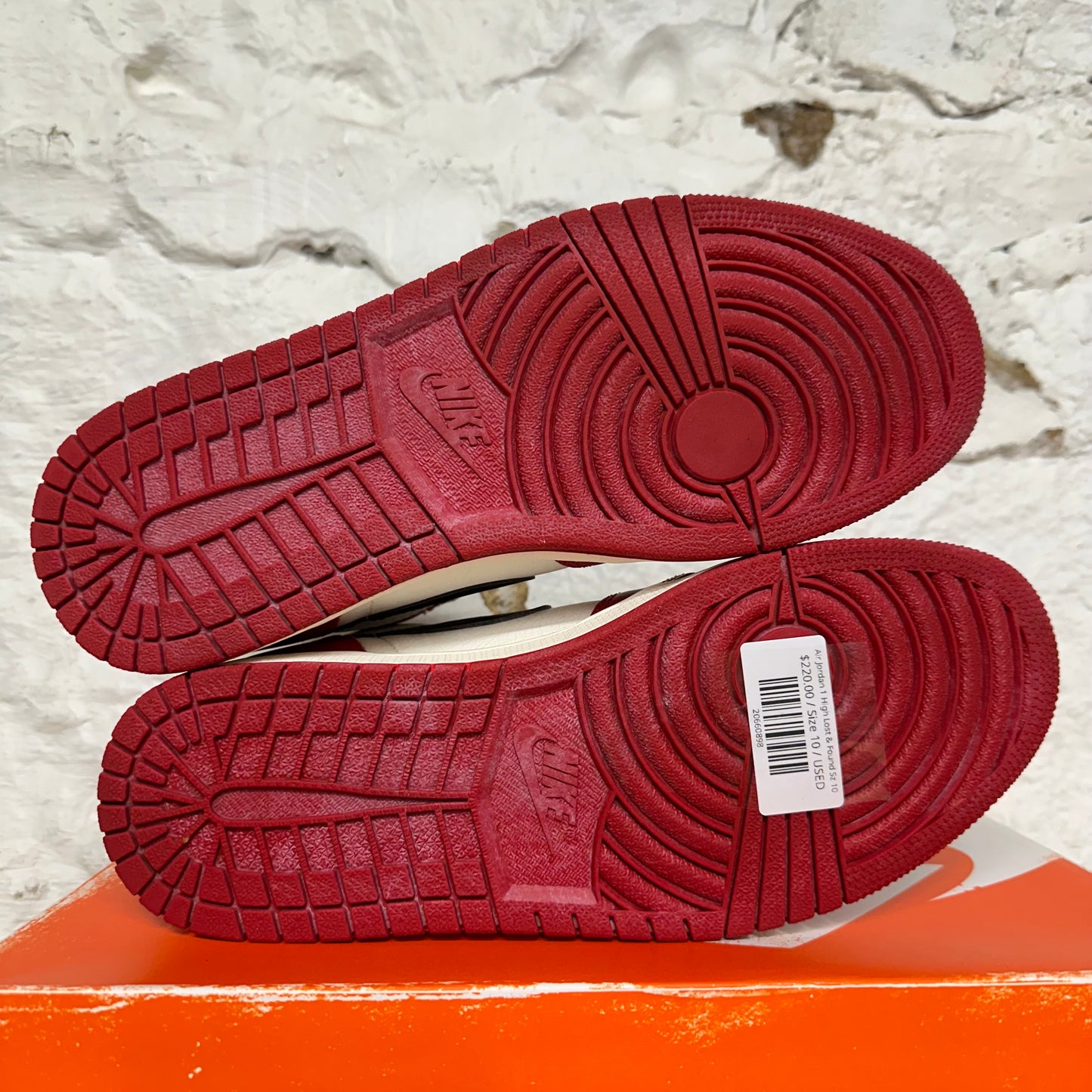 Air Jordan 1 High Chicago Lost and Found Sz 10
