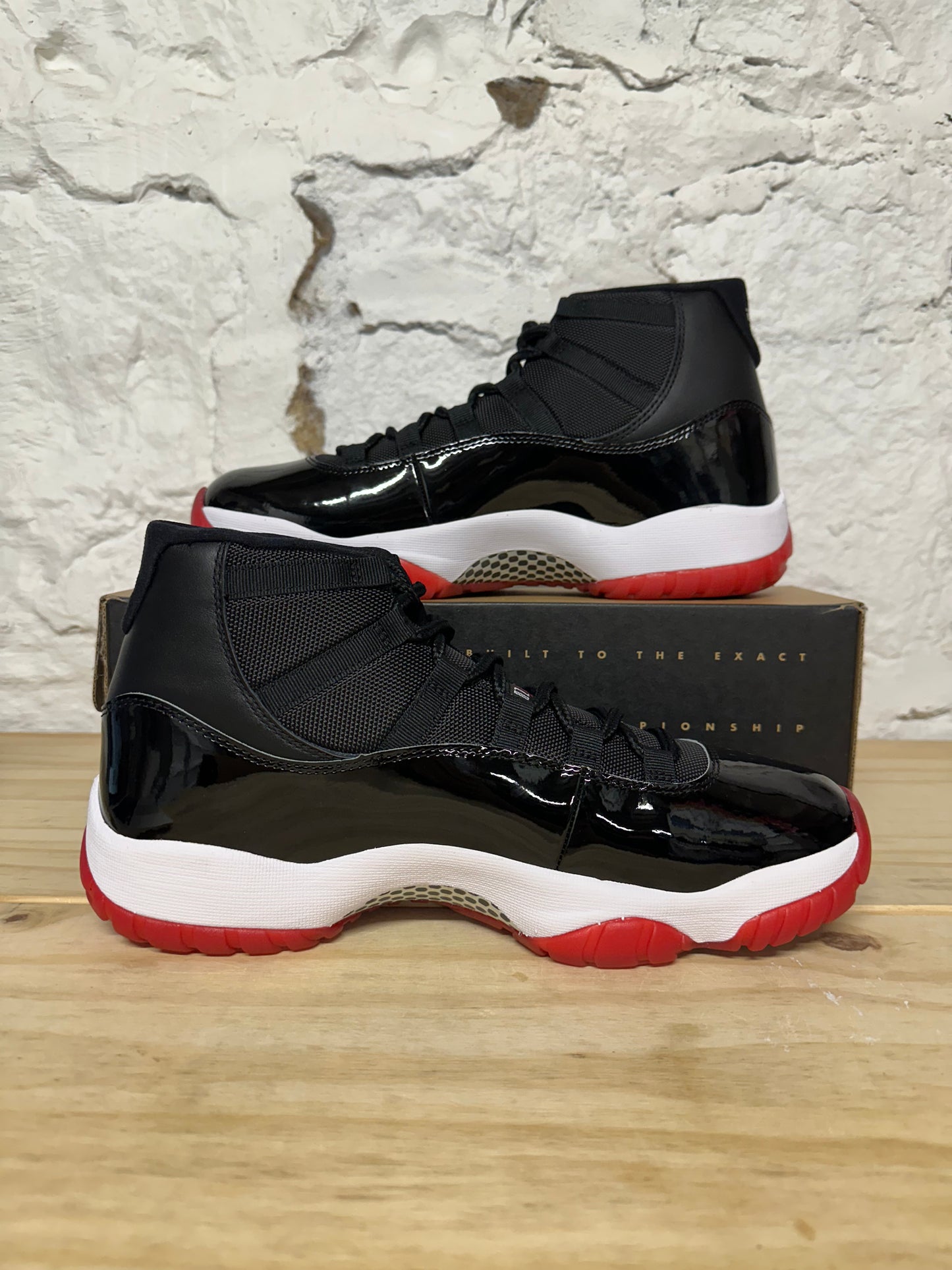 Air Jordan 11 High Bred (2019) Sz 11.5 DS