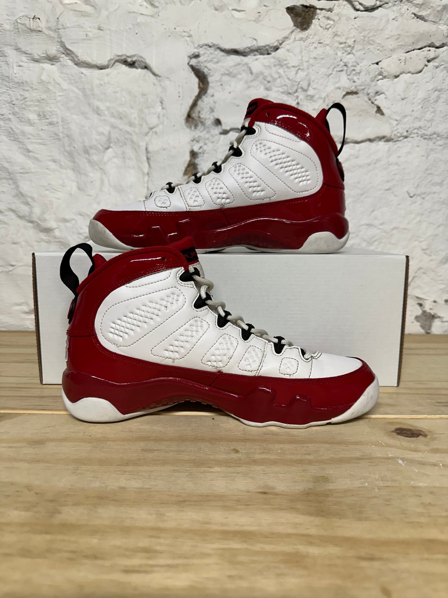 Air Jordan 9 Cherry Sz 5.5Y