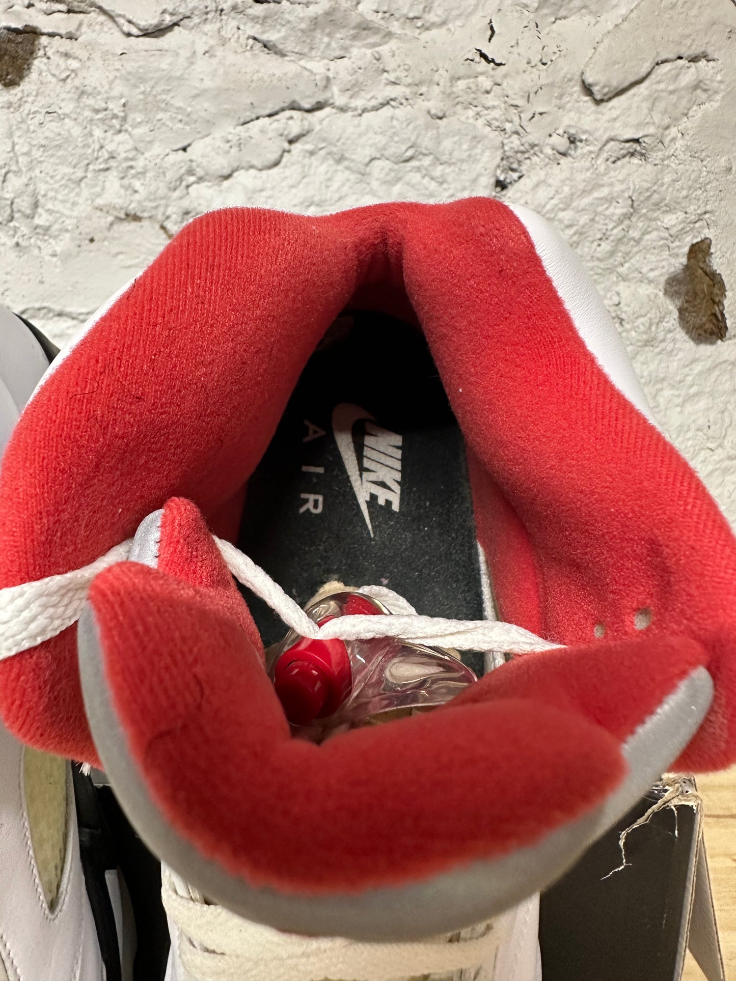 Air Jordan 5 Fire Red Silver Tongue Sz 11