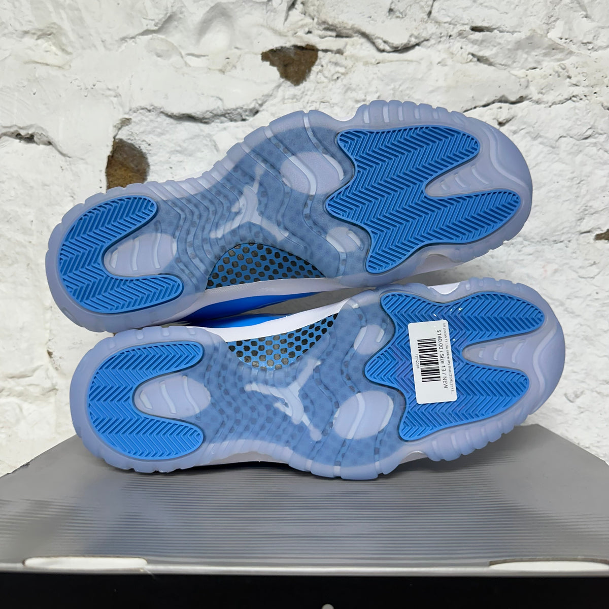 Air Jordan 11 Low University Blue (2026) Sz 13 DS