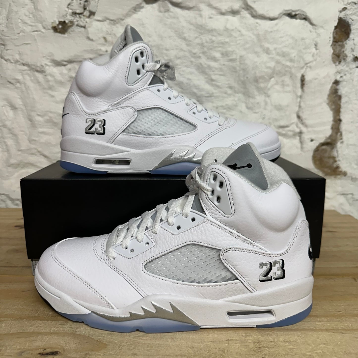 Air Jordan 5 White Metallic (2026) Sz 9.5 DS