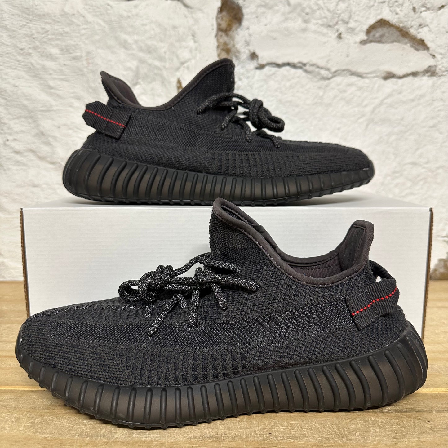 Yeezy 350 V2 Black (Non-Reflective) Sz 9