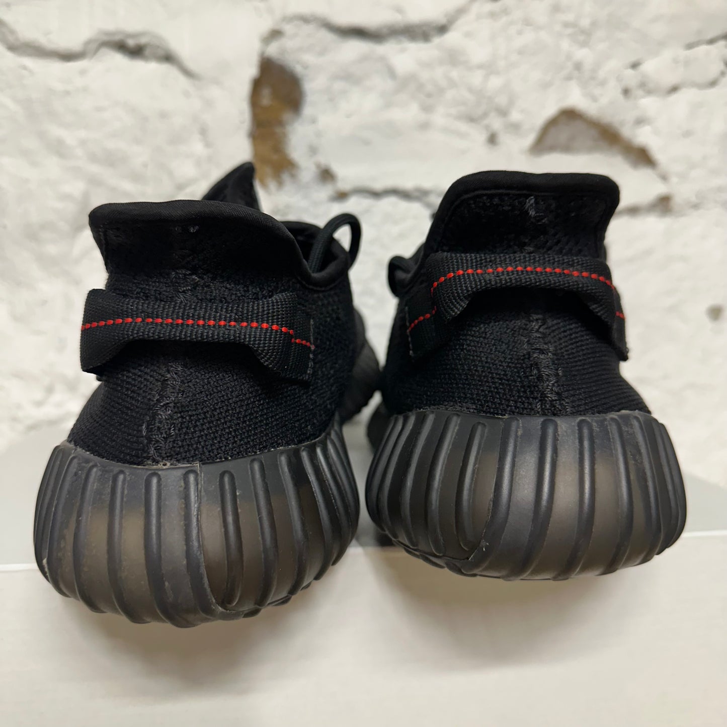 Yeezy 350 V2 Bred Sz 11