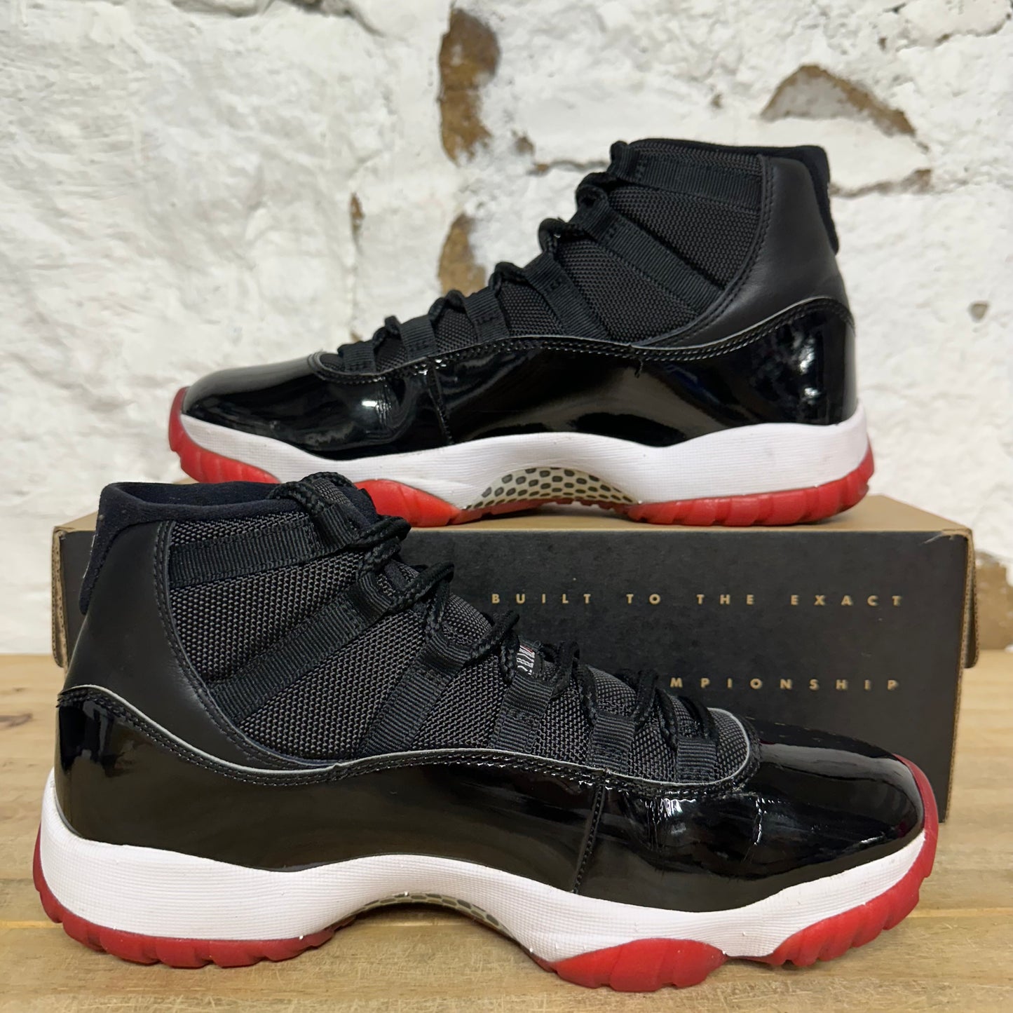 Air Jordan 11 High Bred (2019) Sz 8