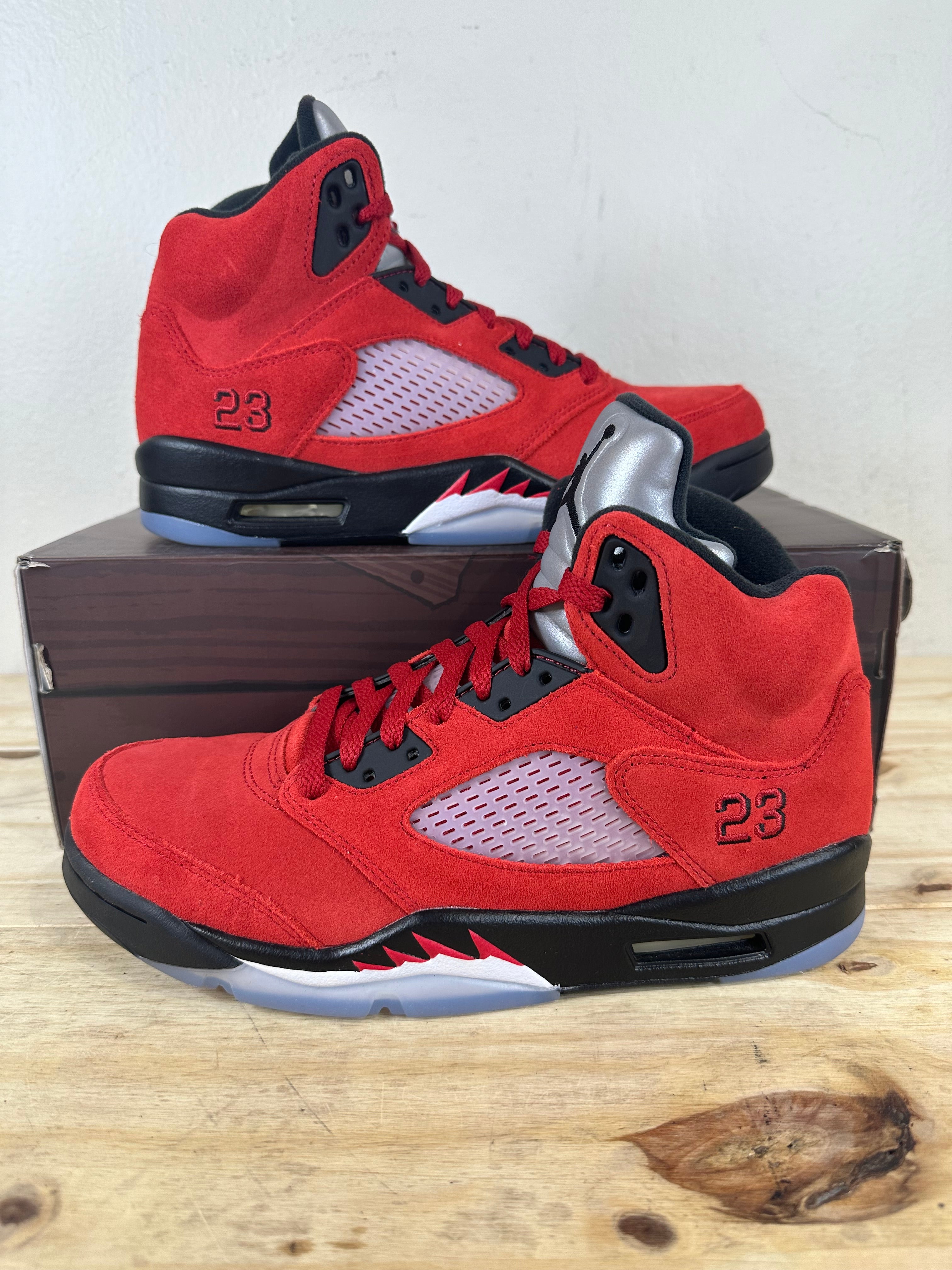 Air Jordan 5 Raging Bull Sz 8