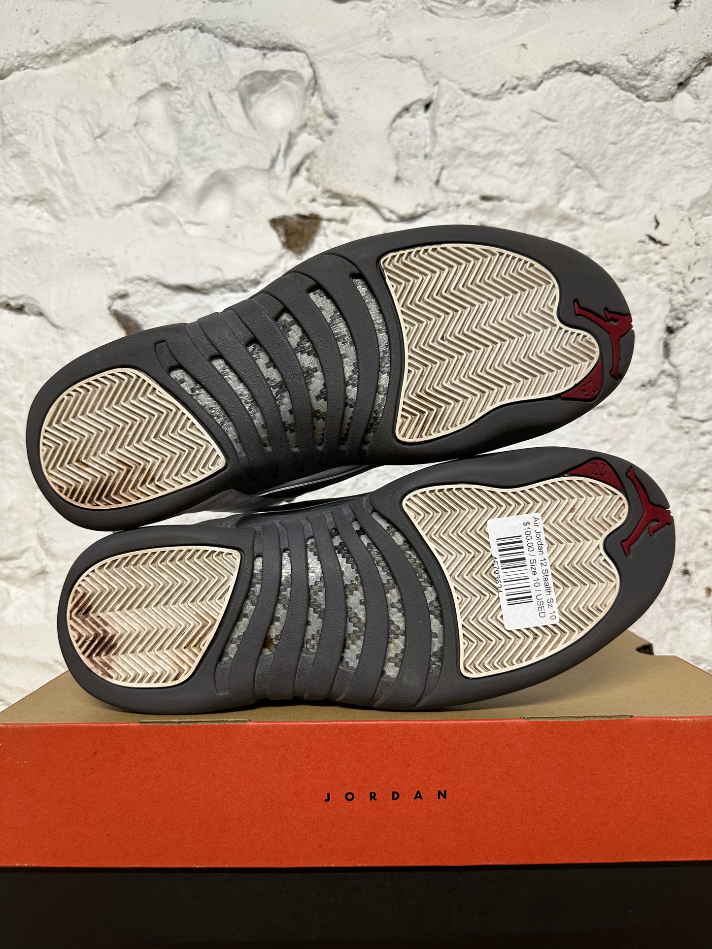 Air Jordan 12 Stealth Sz 10