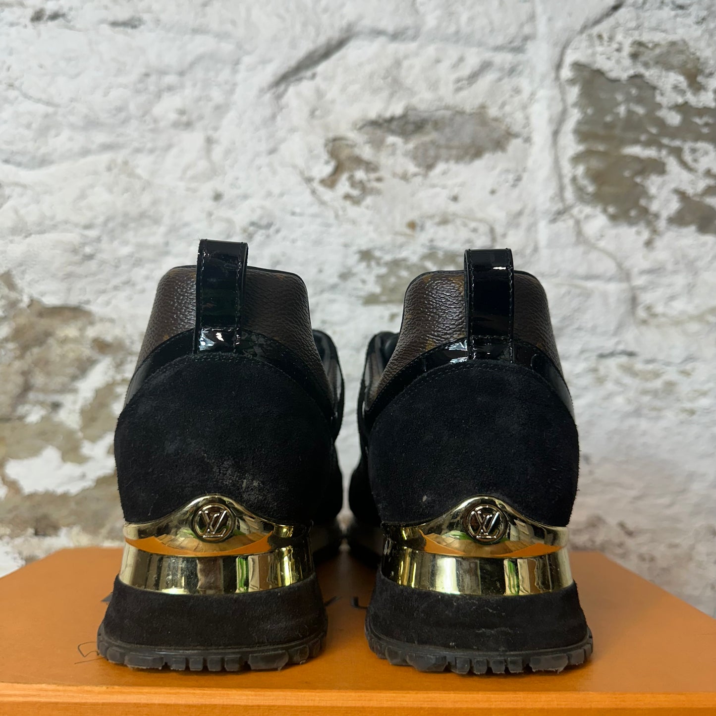 Louis Vuitton Black Brown Monogram Runaway Sneaker Sz 6.5 (39)