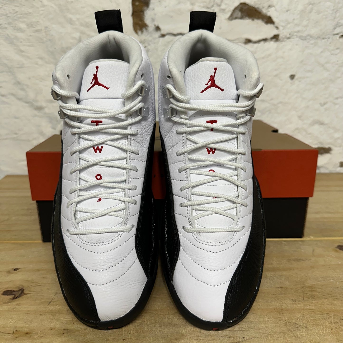 Air Jordan 12 Taxi Flip Sz 8.5 DS
