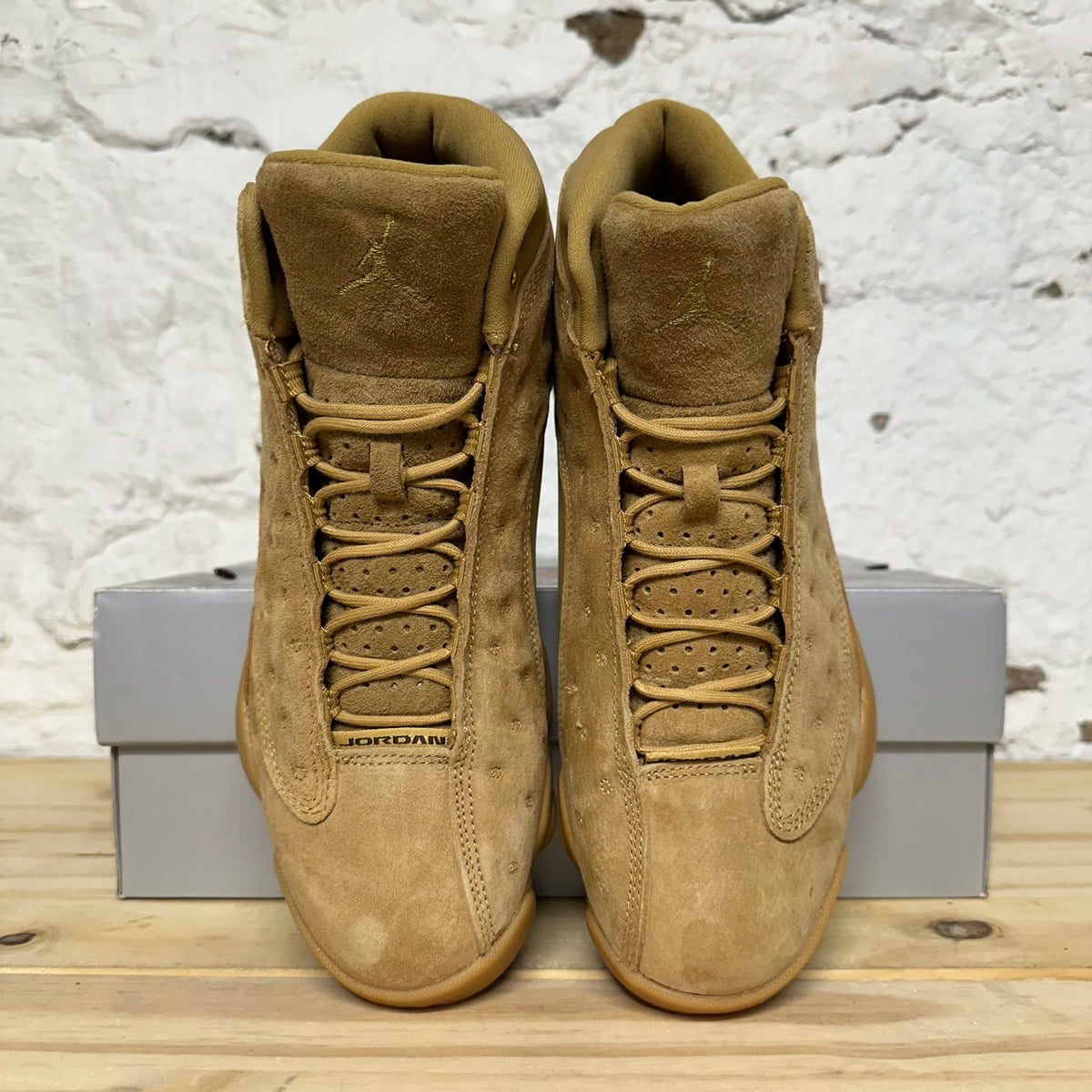 Air Jordan 13 Wheat Sz 8.5