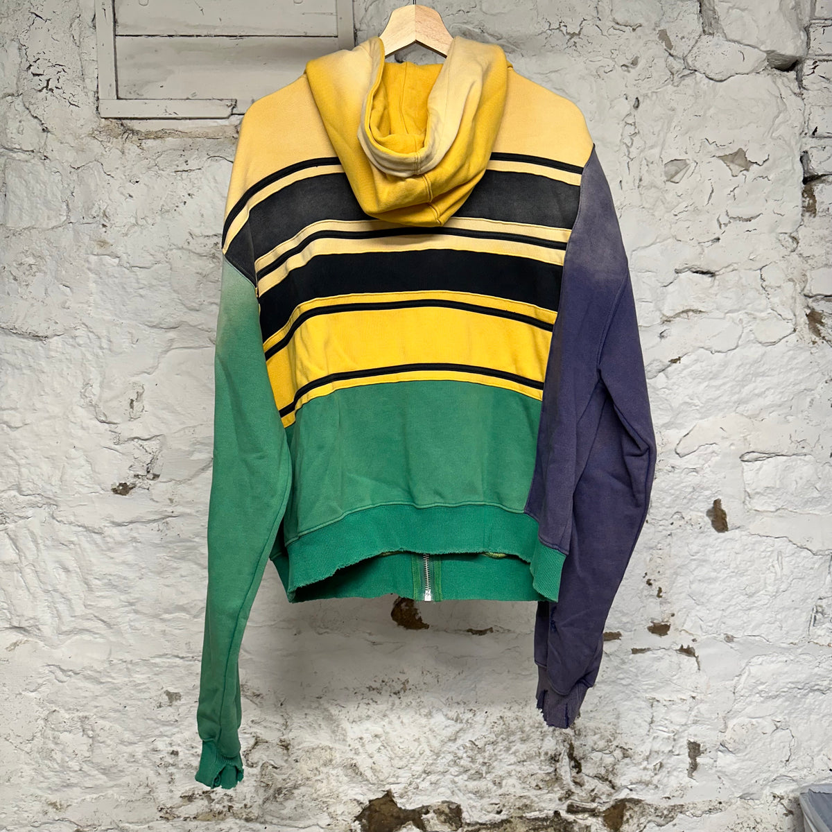 Vale Mardi Gras Multi-Color Hoodie Sz L