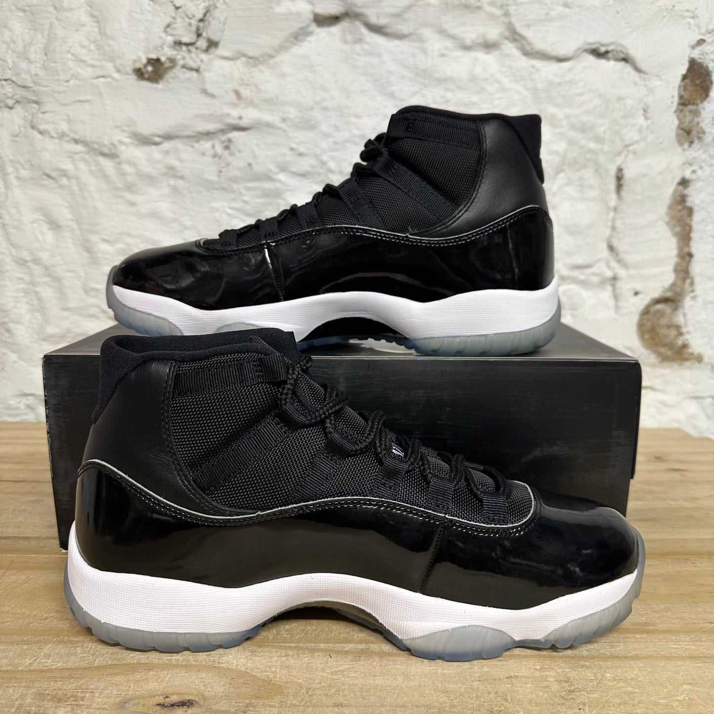 Air Jordan 11 High Space Jam Sz 10.5 DS