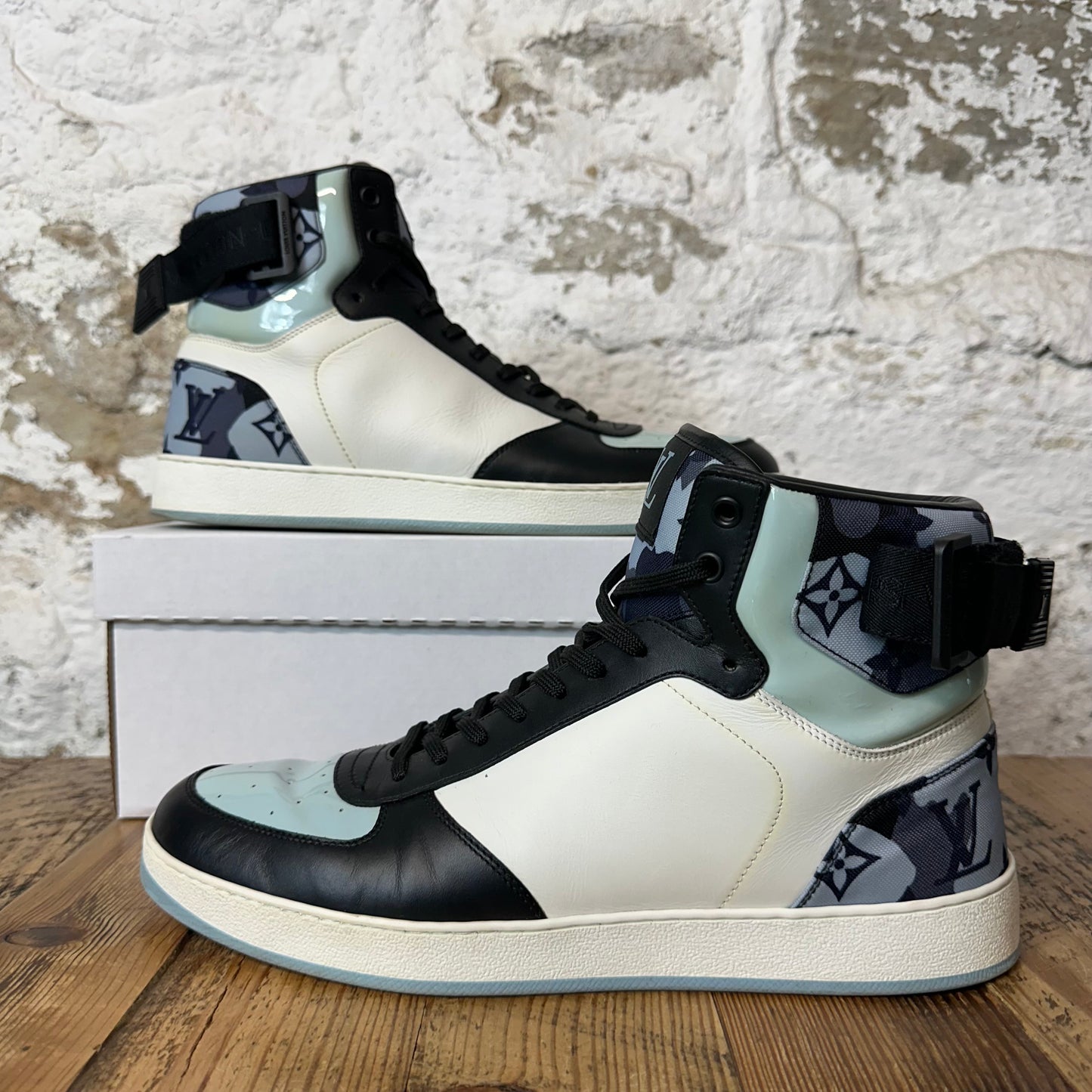Louis Vuitton High Blue Camo White Black Rivoli Sneaker Sz 10 (8.5LV)