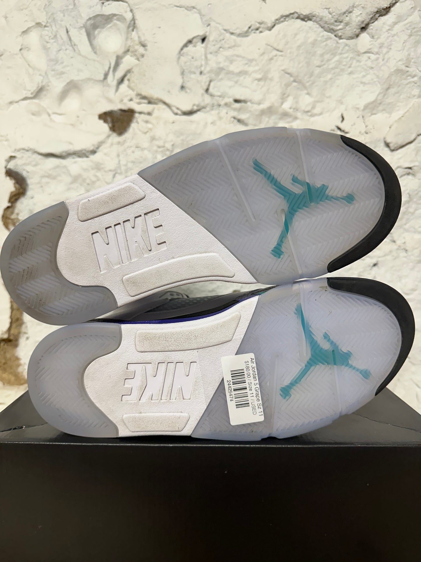 Air Jordan 5 Grape Sz 11