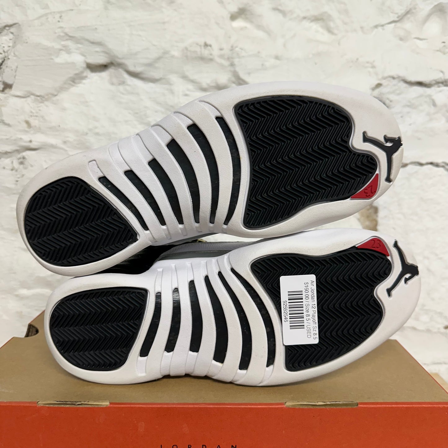 Air Jordan 12 Playoffs Sz 8.5
