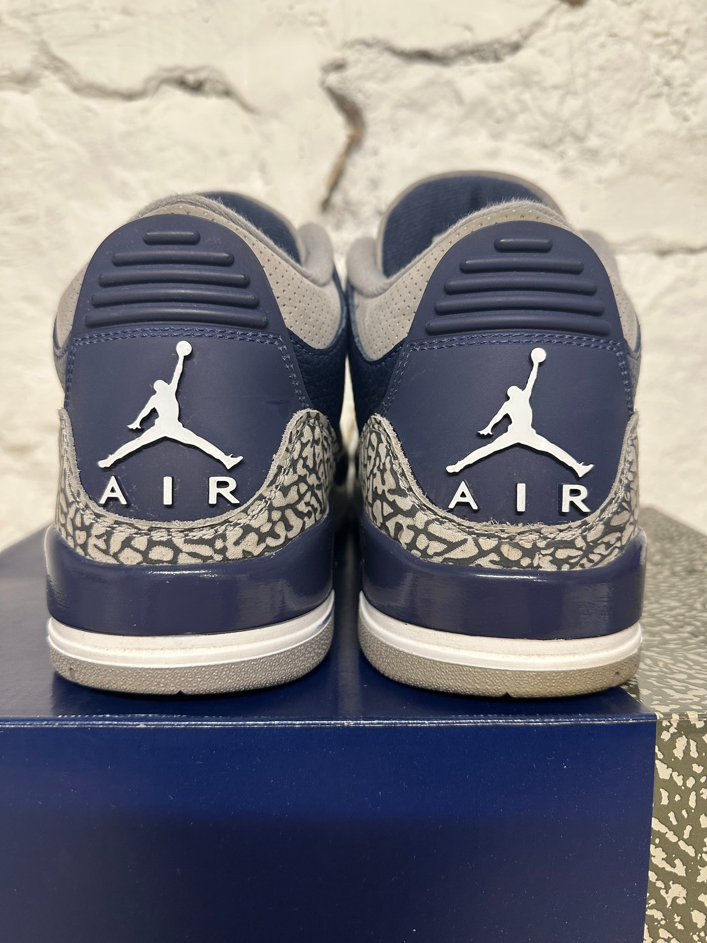 Air Jordan 3 Georgetown Sz 10