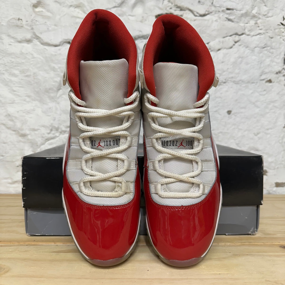 Air Jordan 11 High Cherry (2022) Sz 11.5