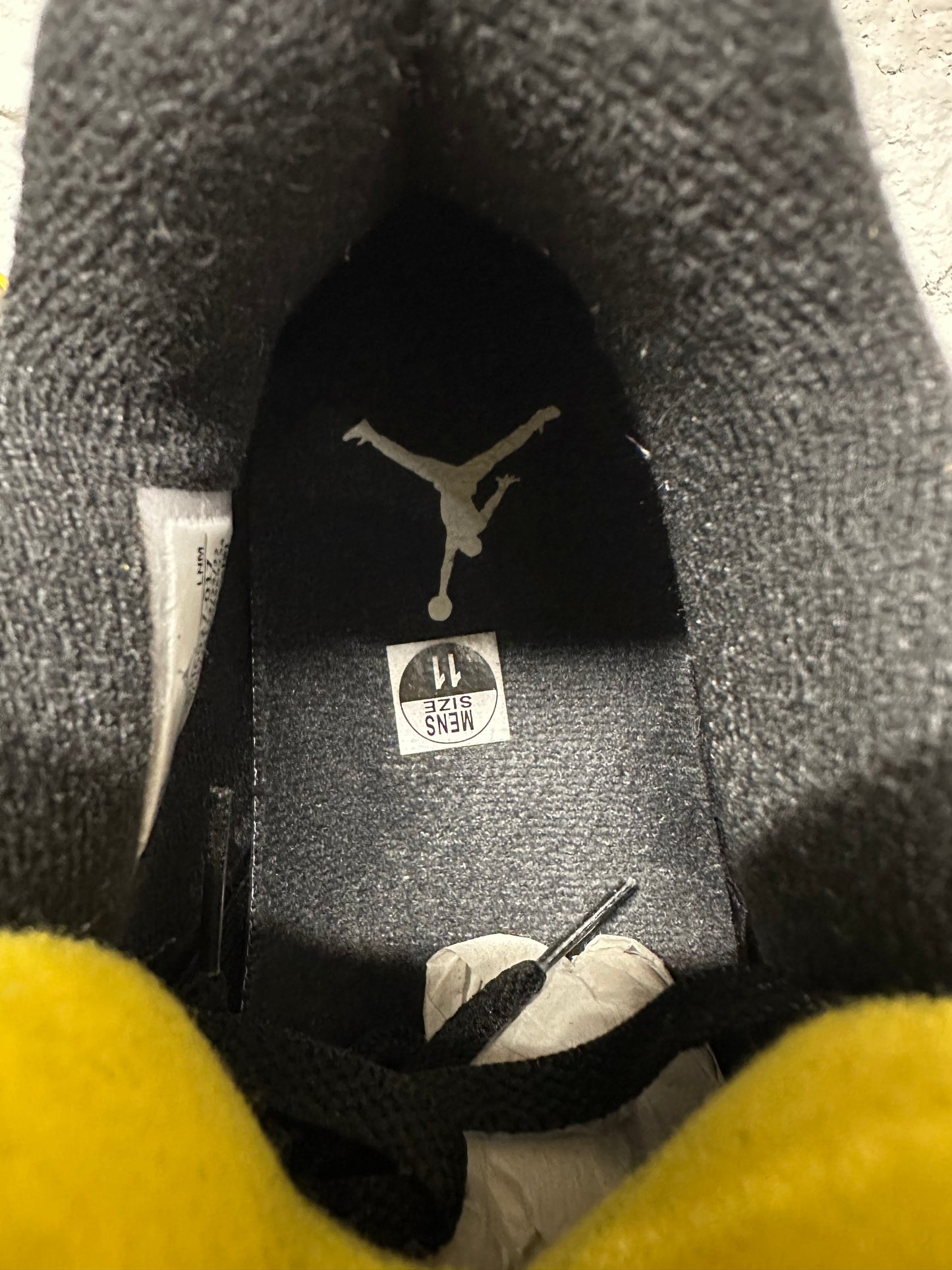 Air Jordan 4 Thunder Sz 11