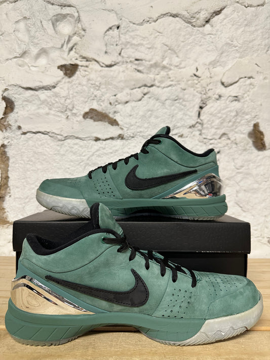 Nike Kobe 4 Girl Dad Sz 10