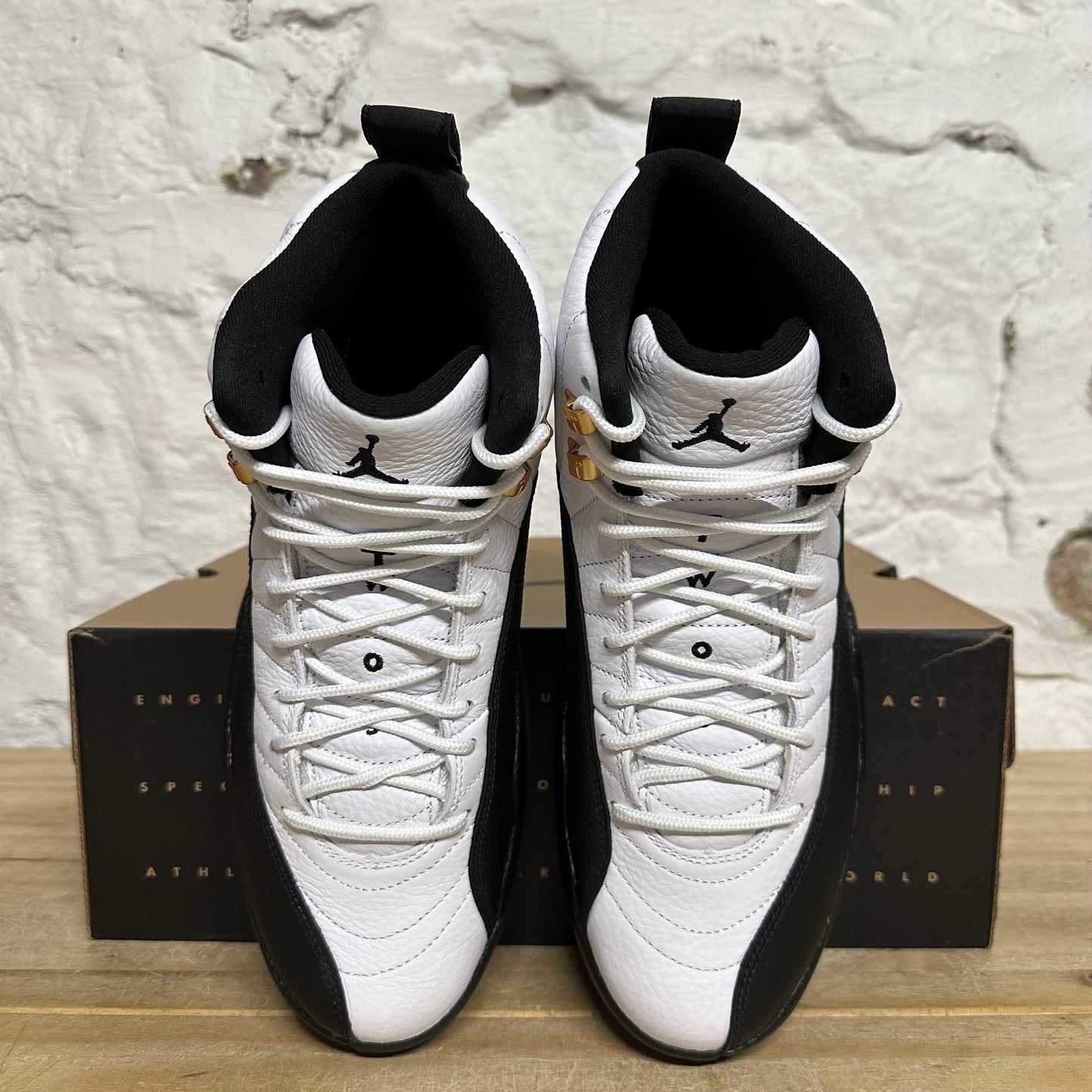 Air Jordan 12 Taxi Sz 10 DS