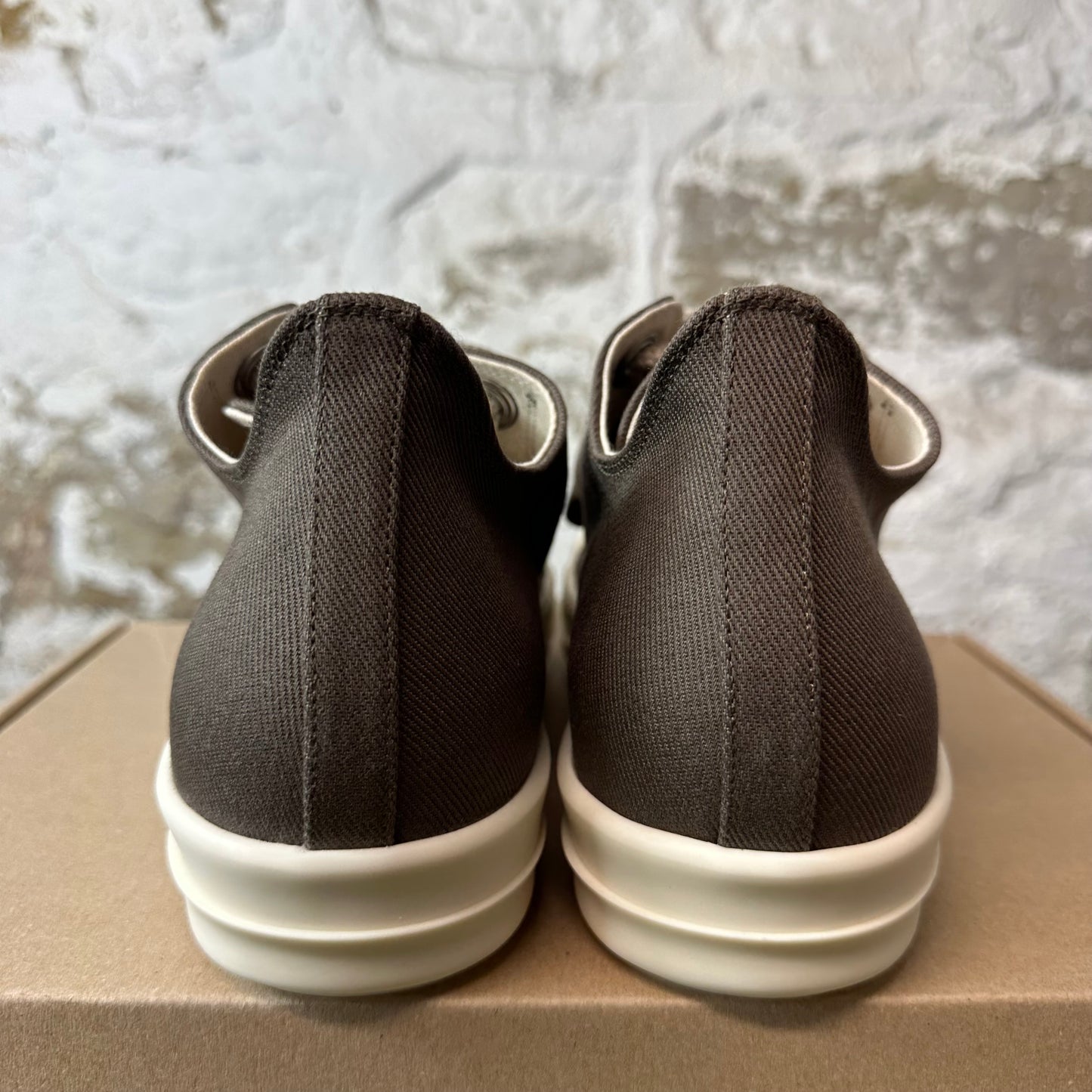 Rick Owens Jumbo Lace Dust Milk Sneaker DS