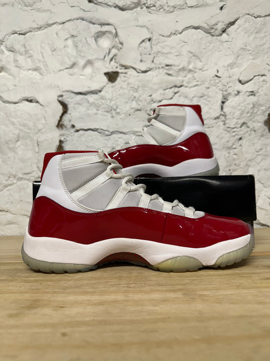 Air Jordan 11 High Cherry Sz 13