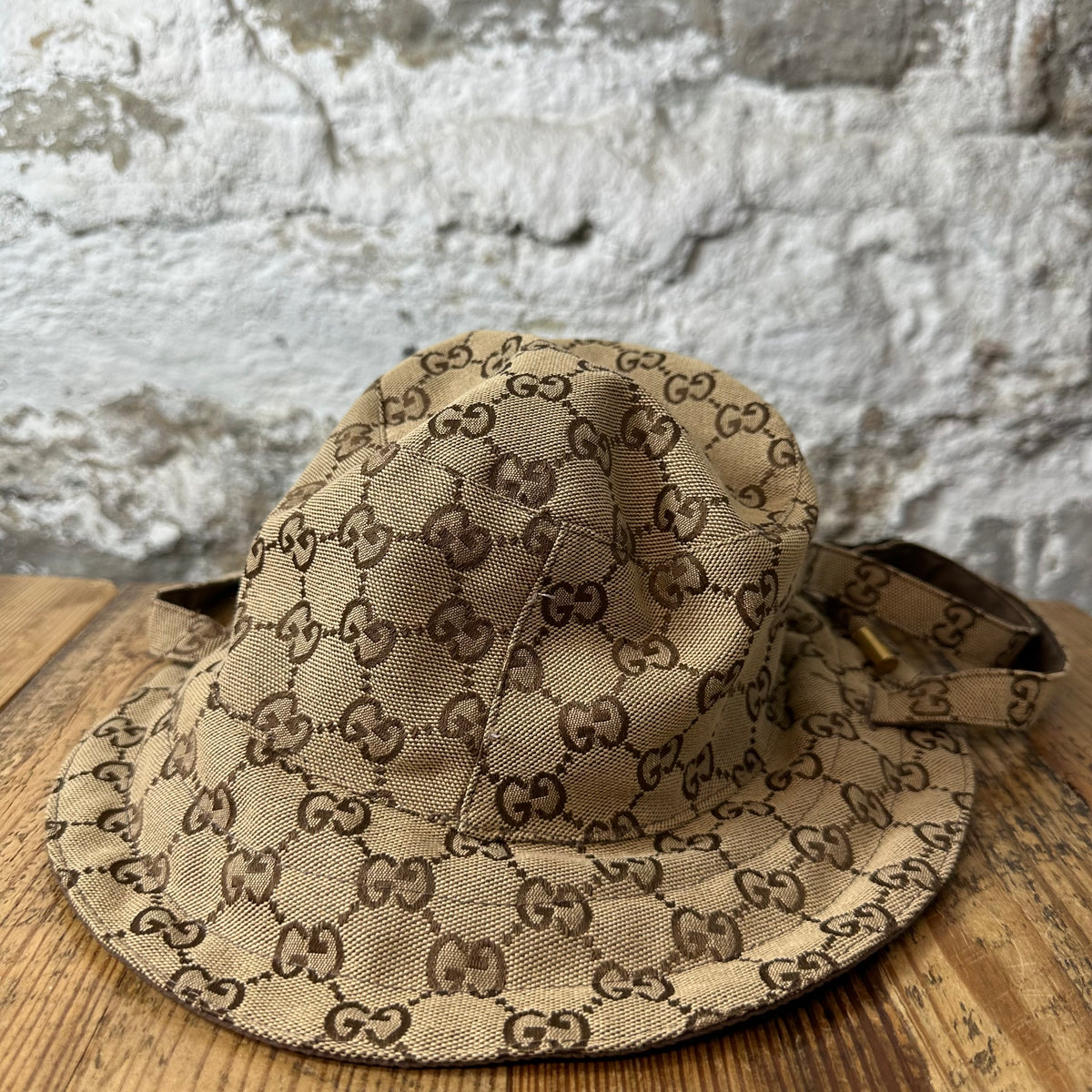 Gucci Reversible GG Monogram Canvas Bucket Hat Sz M