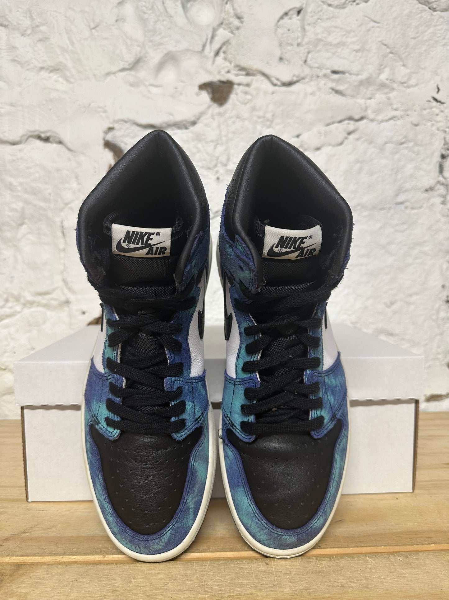 Air Jordan 1 High Tie Dye Sz 8 (9.5W)