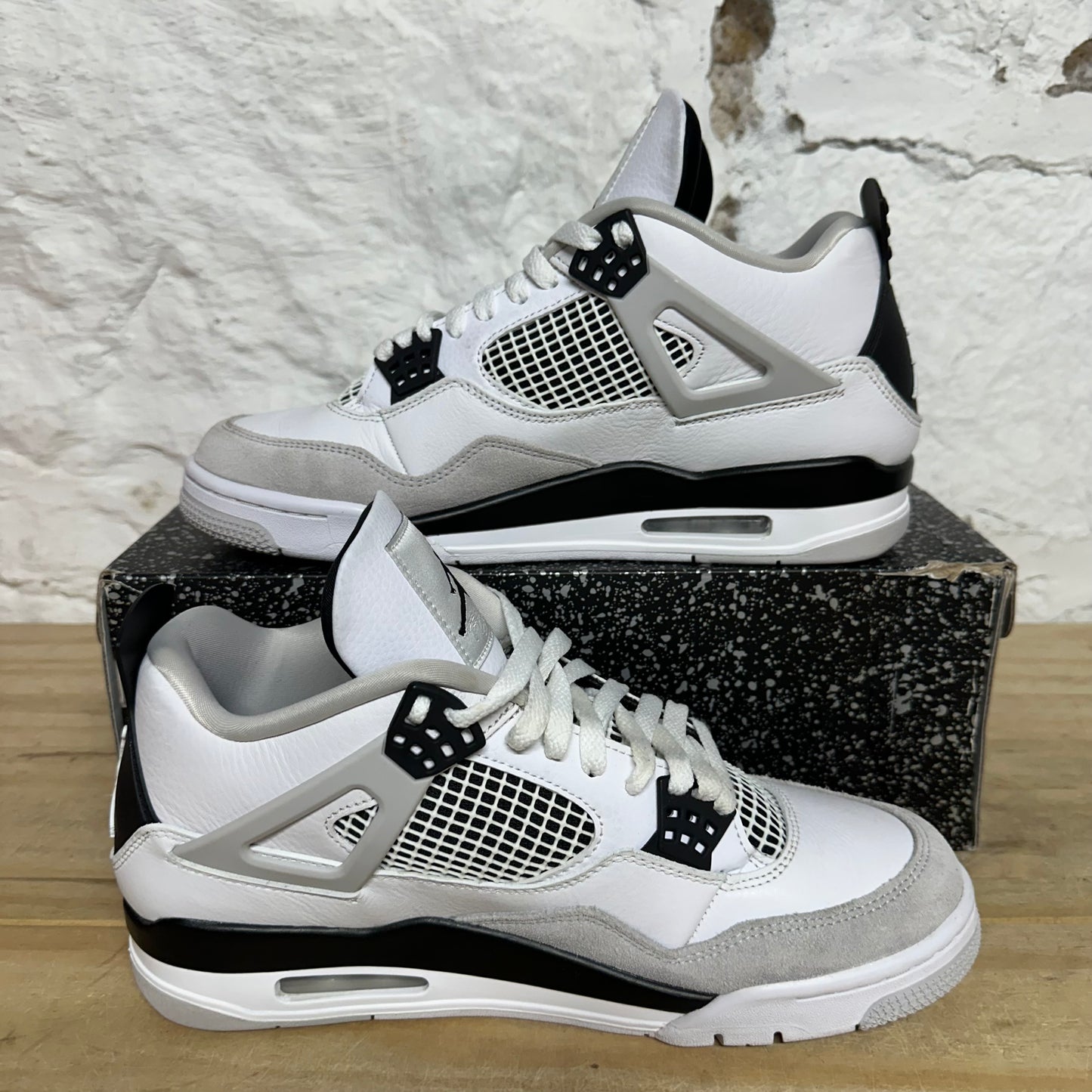 Air Jordan 4 Military Black Sz 10