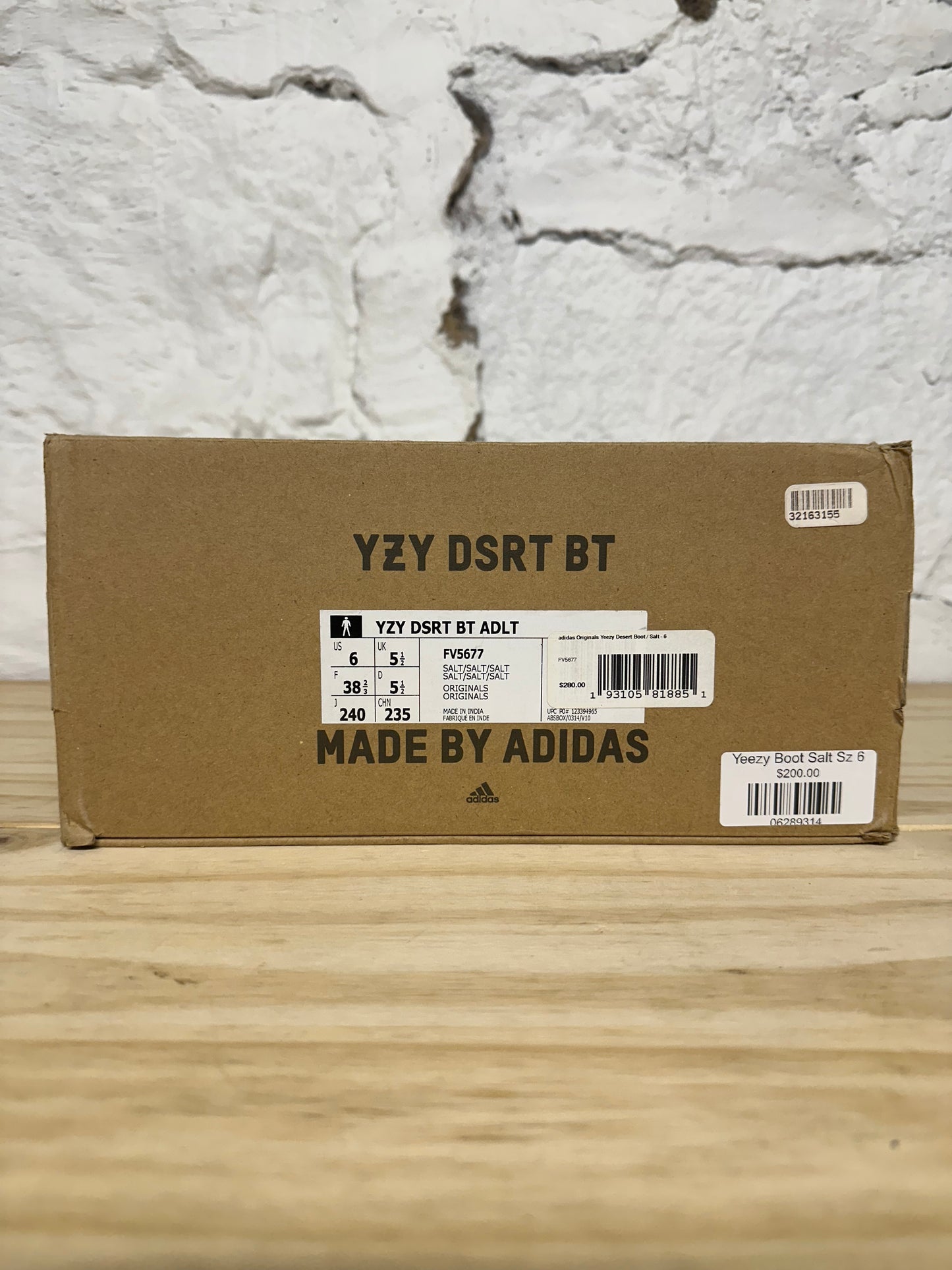 Yeezy Desert Boot Salt Sz 6