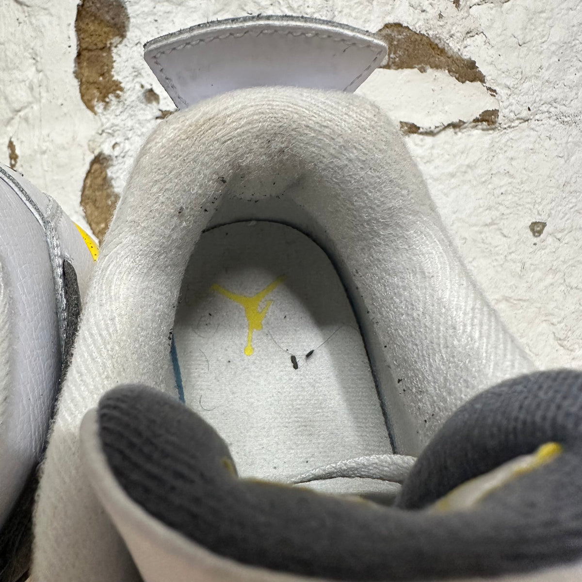 Air Jordan 4 Rare Air Tour Yellow Sz 7Y