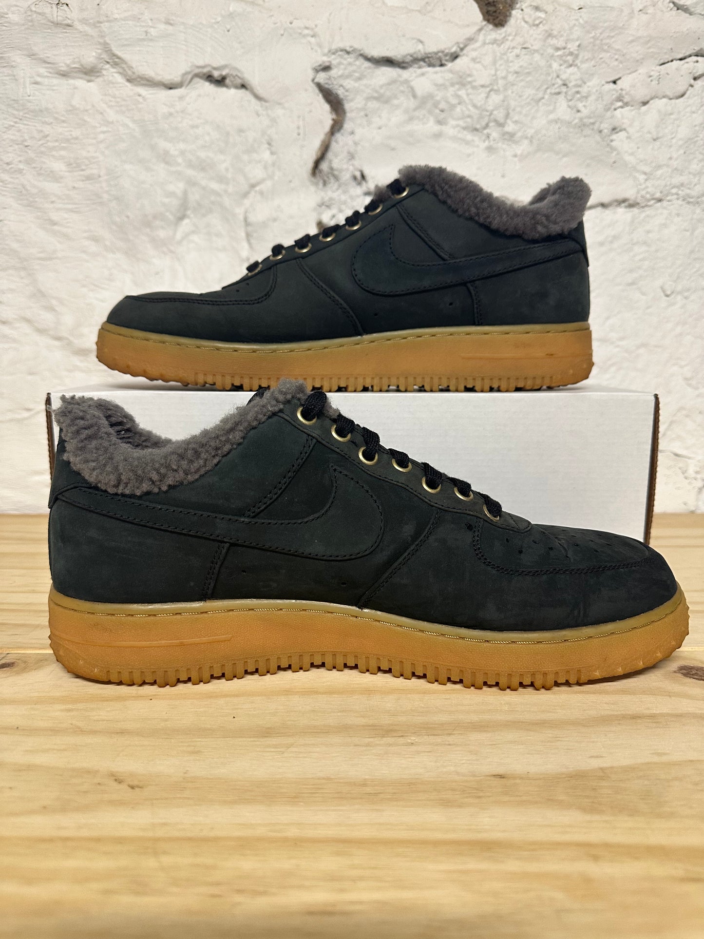 Nike Air Force 1 Low Winter Black Sz 11.5