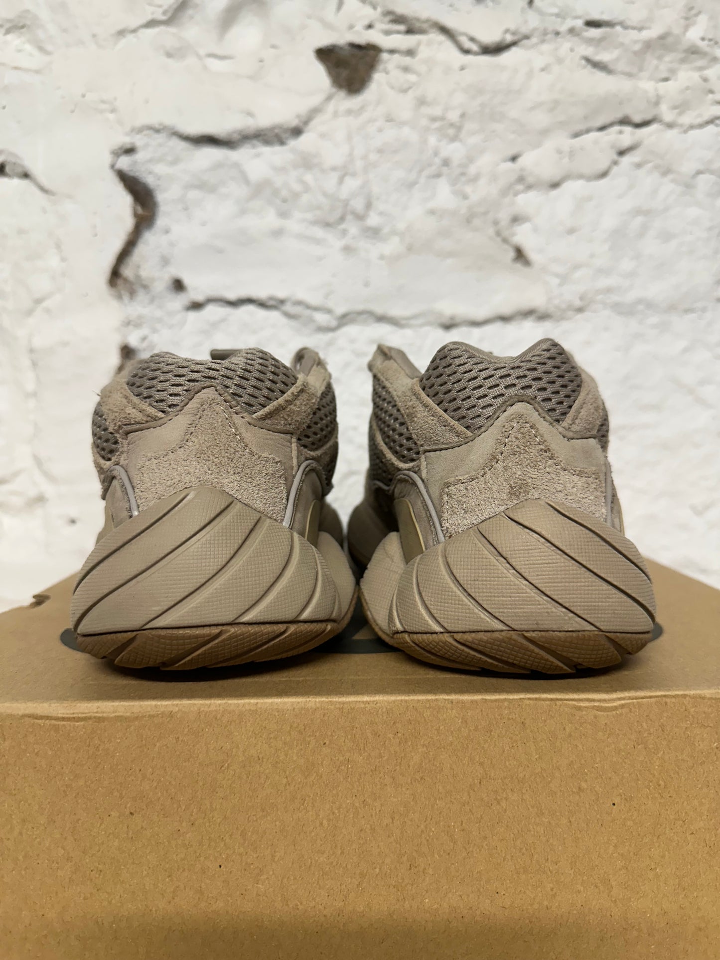 Yeezy 500 Taupe Light Sz 8