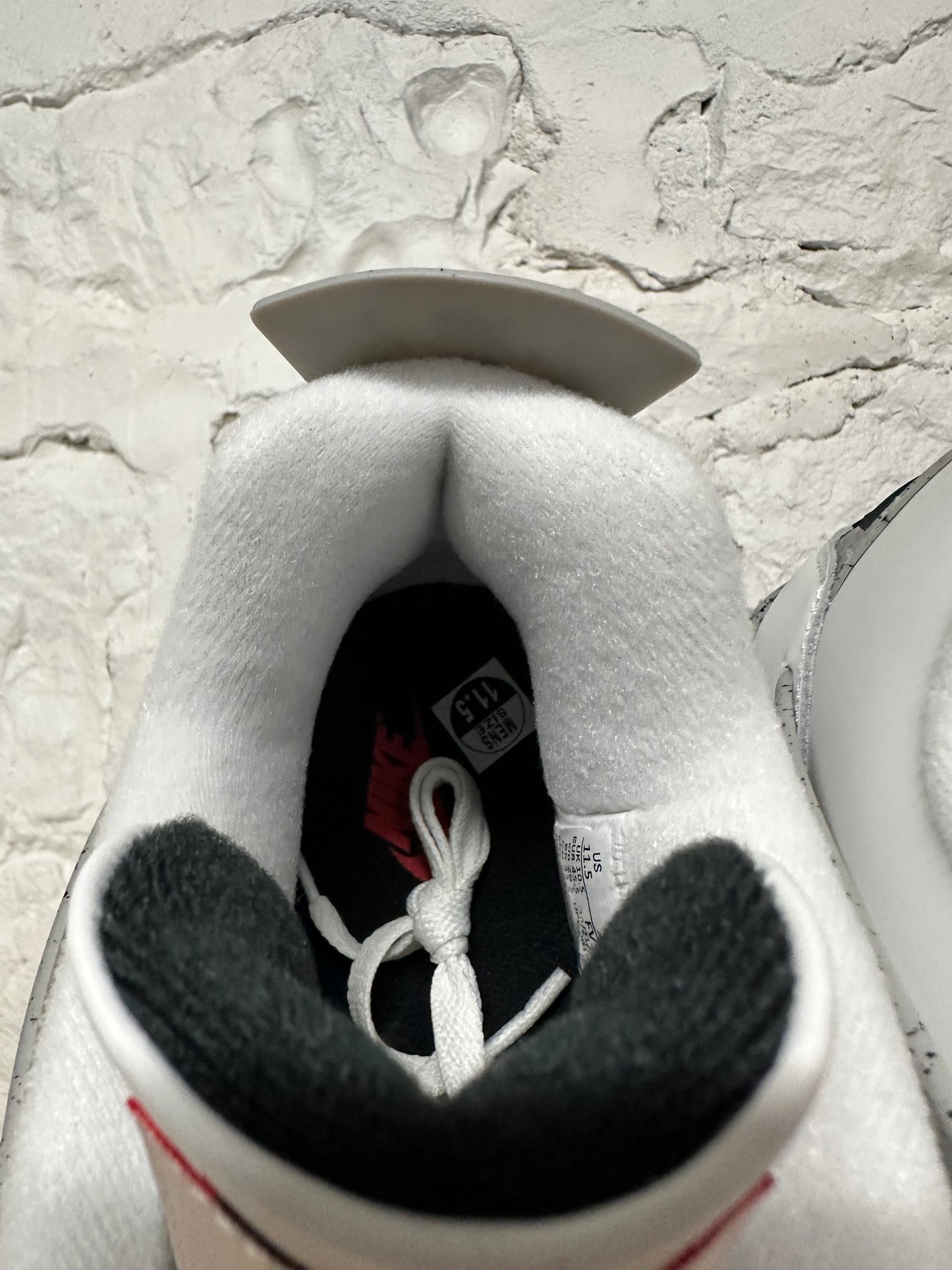 Air Jordan 4 White Cement (2025) Sz 11.5 DS