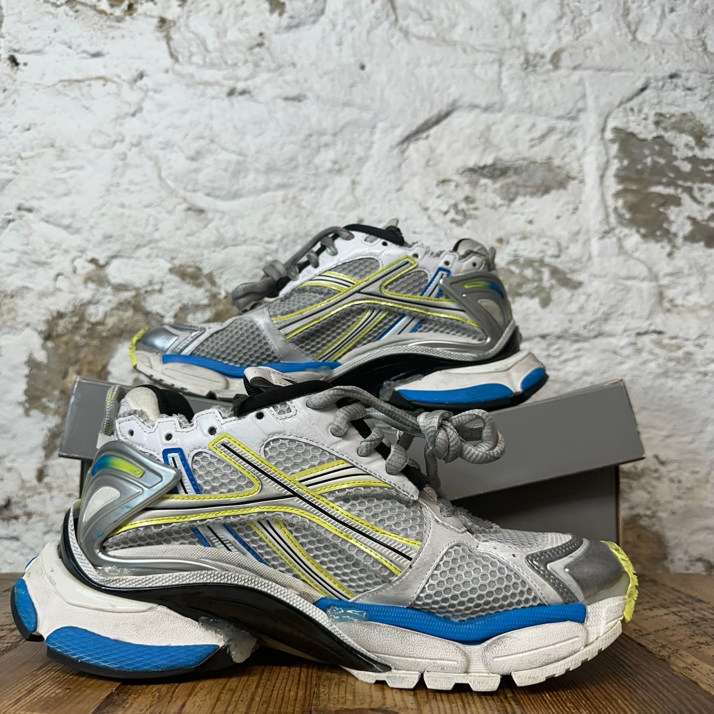 Balenciaga Runner Yellow Blue White Gray Sneaker Sz 7 (40)