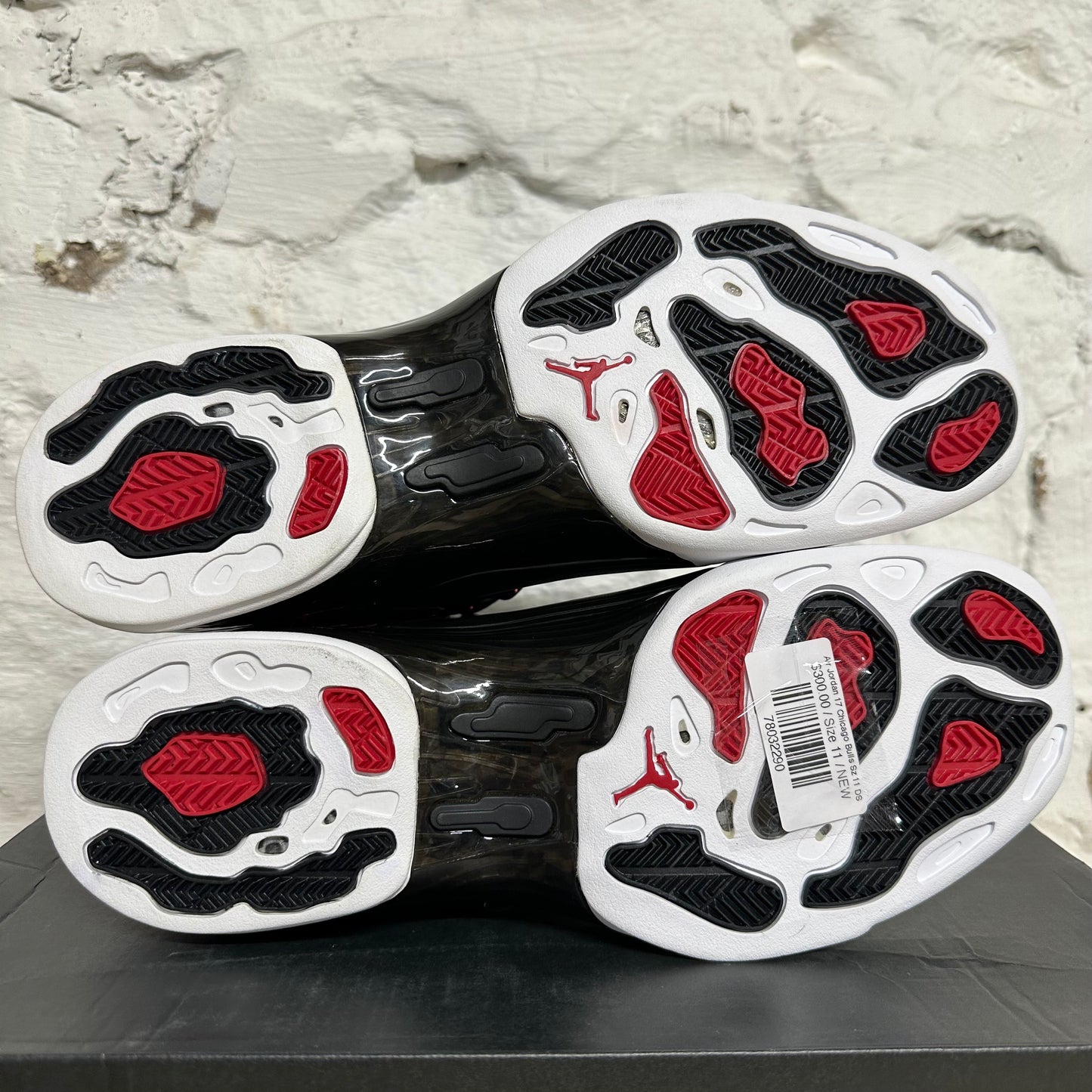Air Jordan 17 Chicago Bulls Sz 11 DS