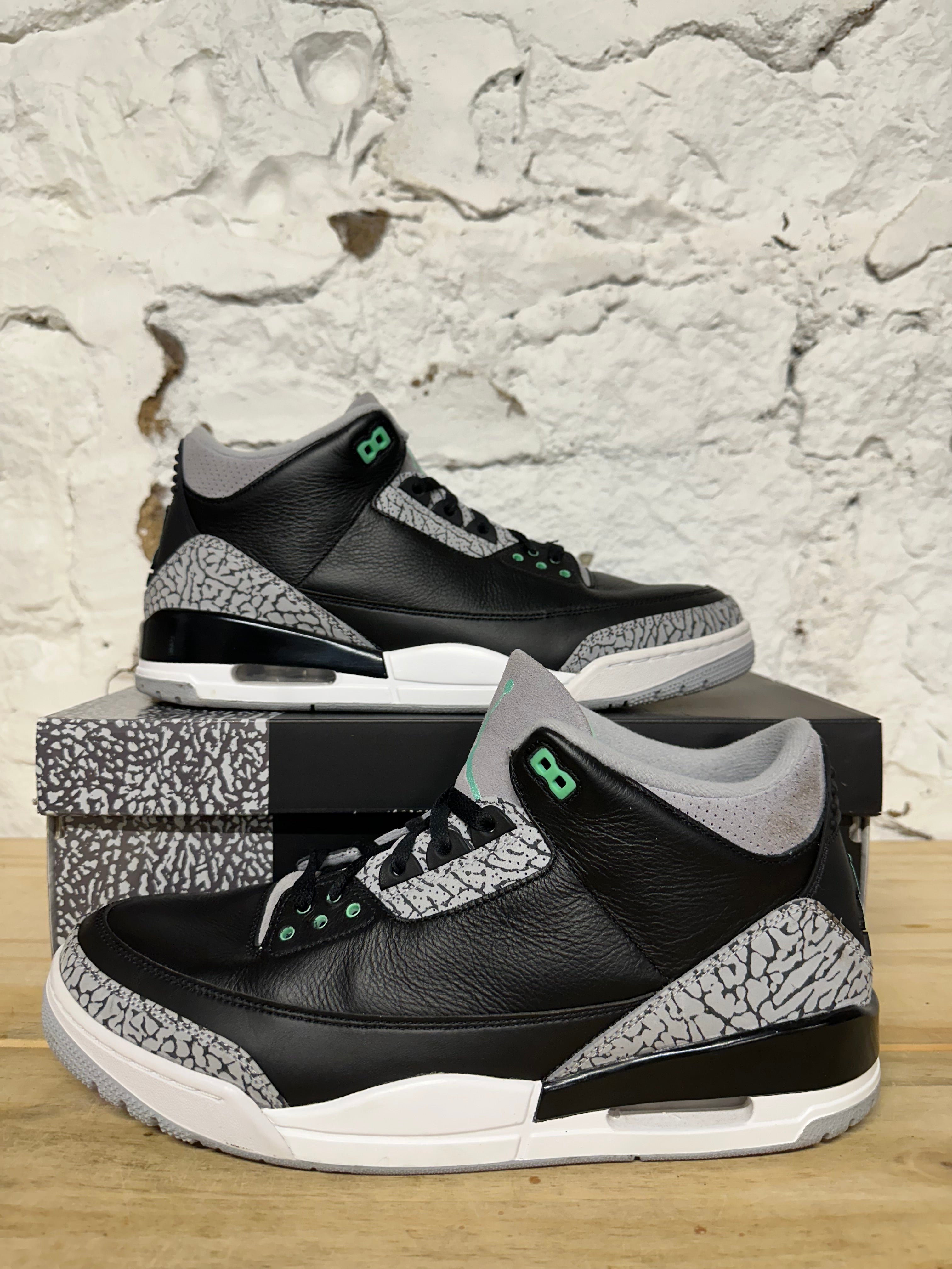 Air Jordan 3 Green Glow Sz 13